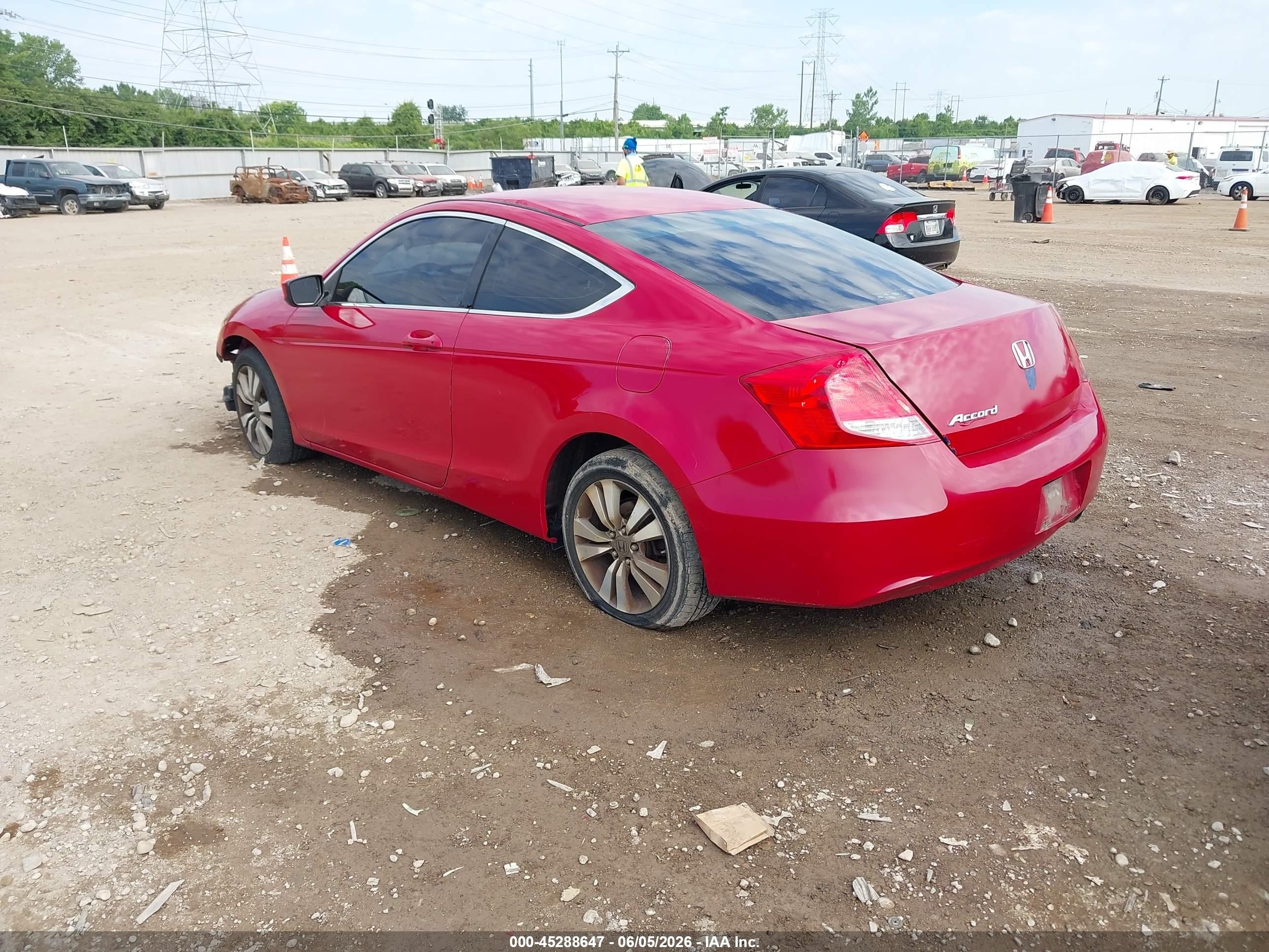 2012 Honda Accord 2.4 Ex Red vin: 1HGCS1B79CA015460