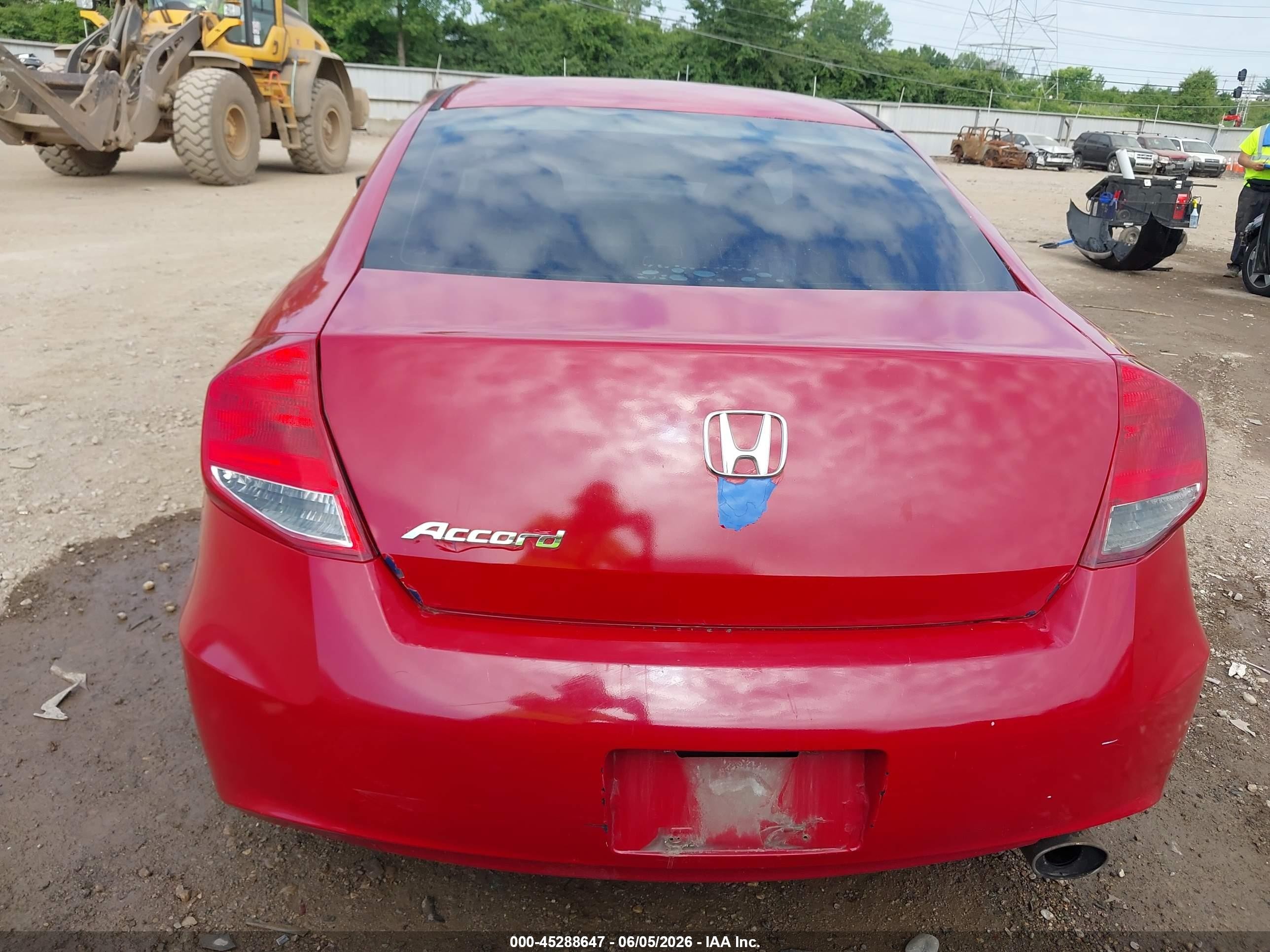 2012 Honda Accord 2.4 Ex Red vin: 1HGCS1B79CA015460