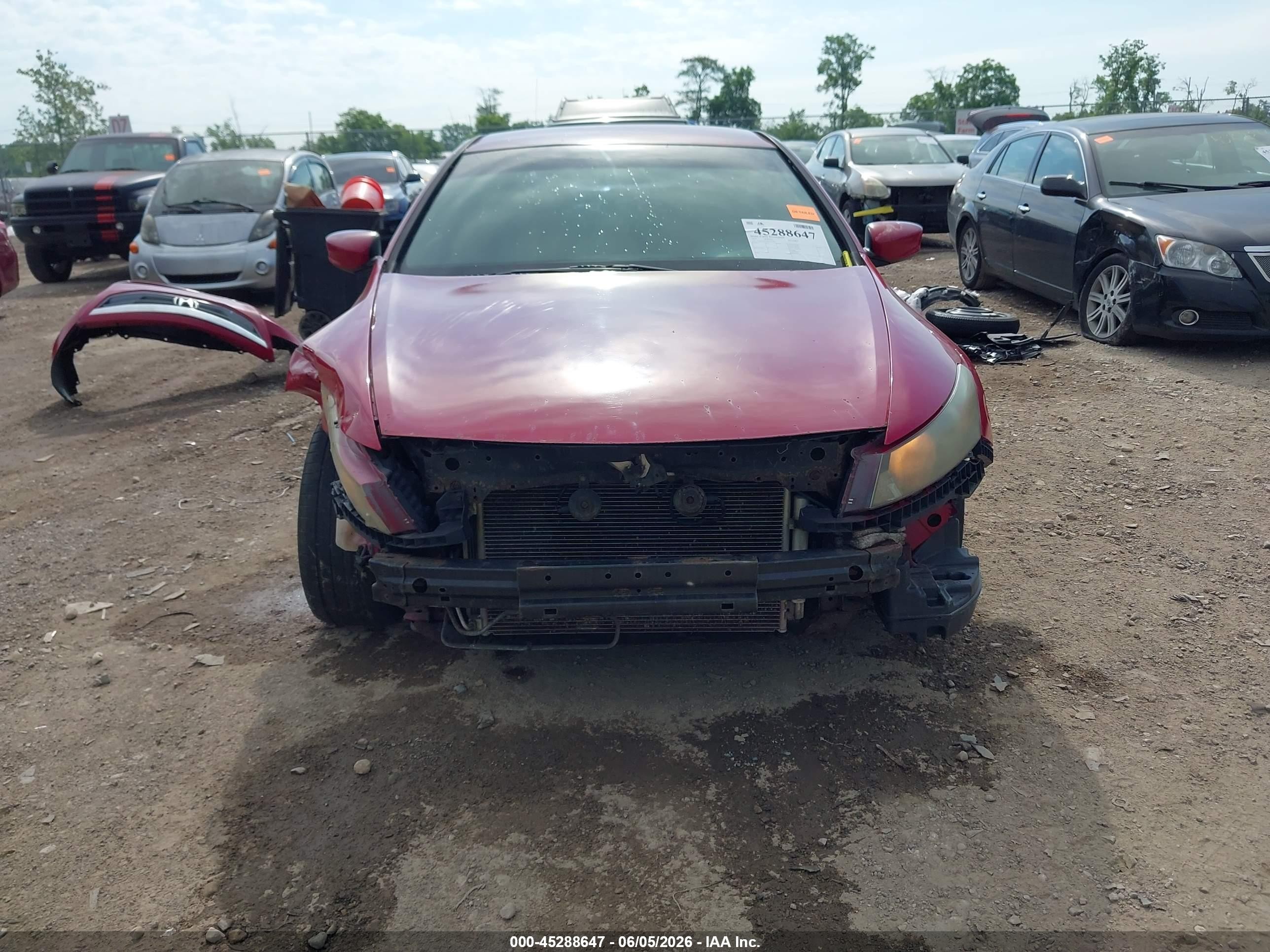 2012 Honda Accord 2.4 Ex Red vin: 1HGCS1B79CA015460