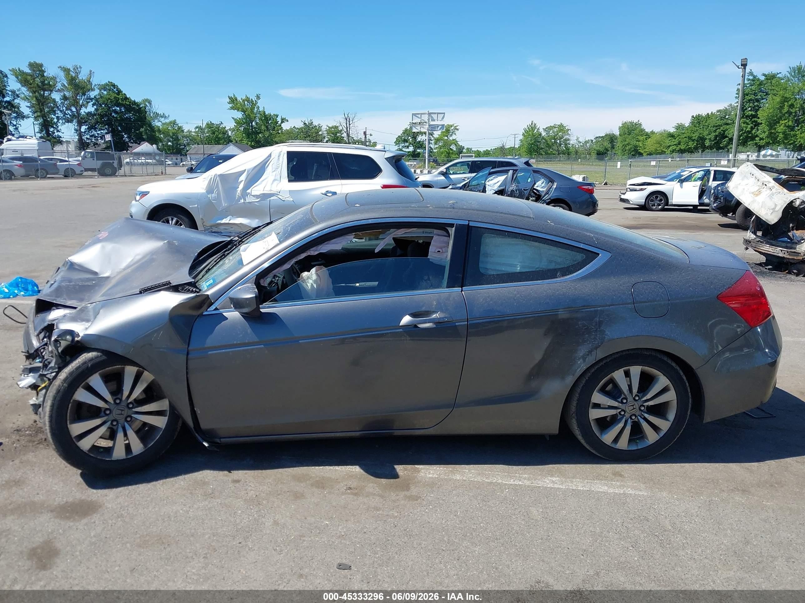 2012 Honda Accord 2.4 Ex Gray vin: 1HGCS1B7XCA018514