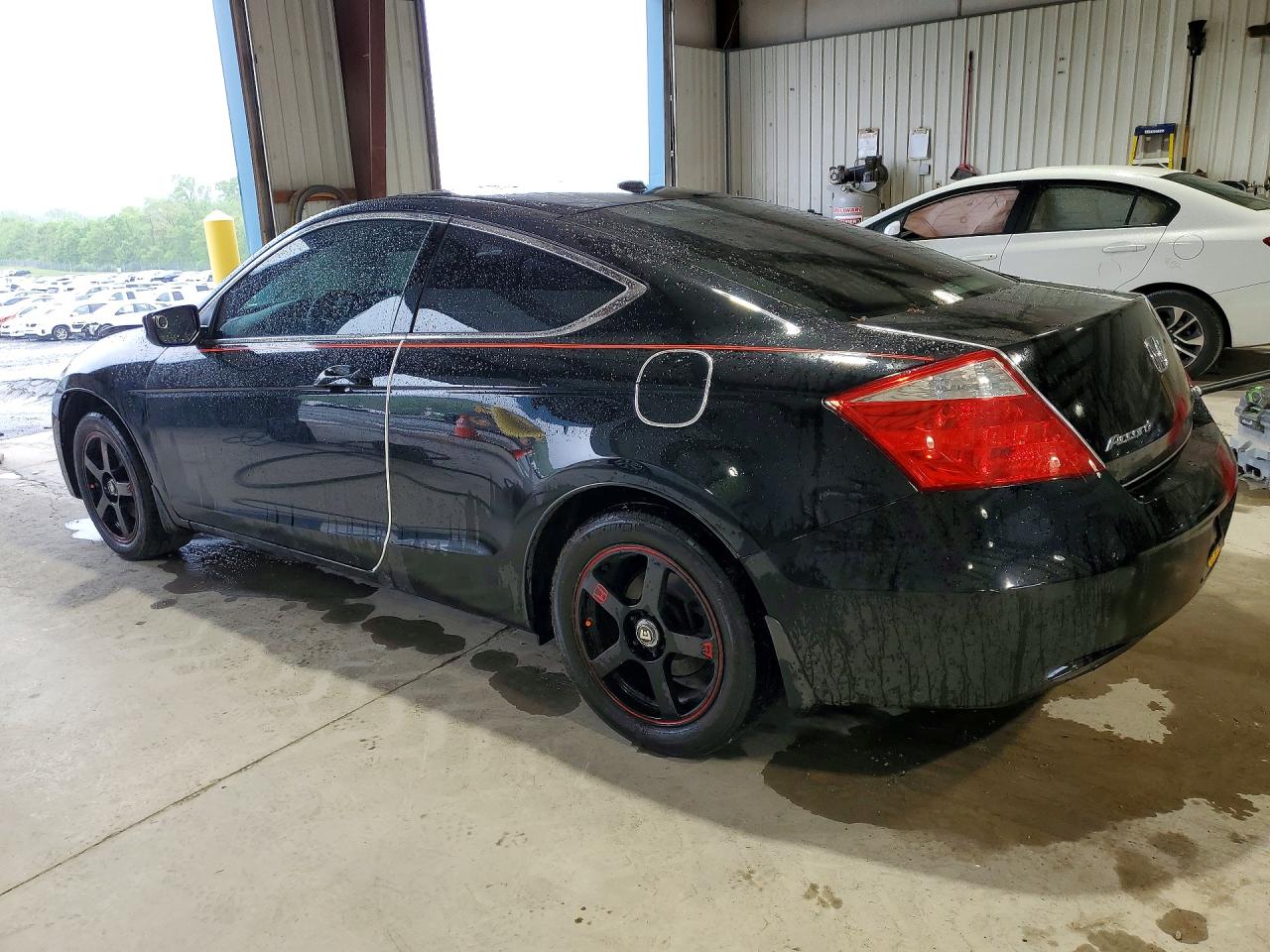 2010 Honda Accord Exl Черный vin: 1HGCS1B80AA003154