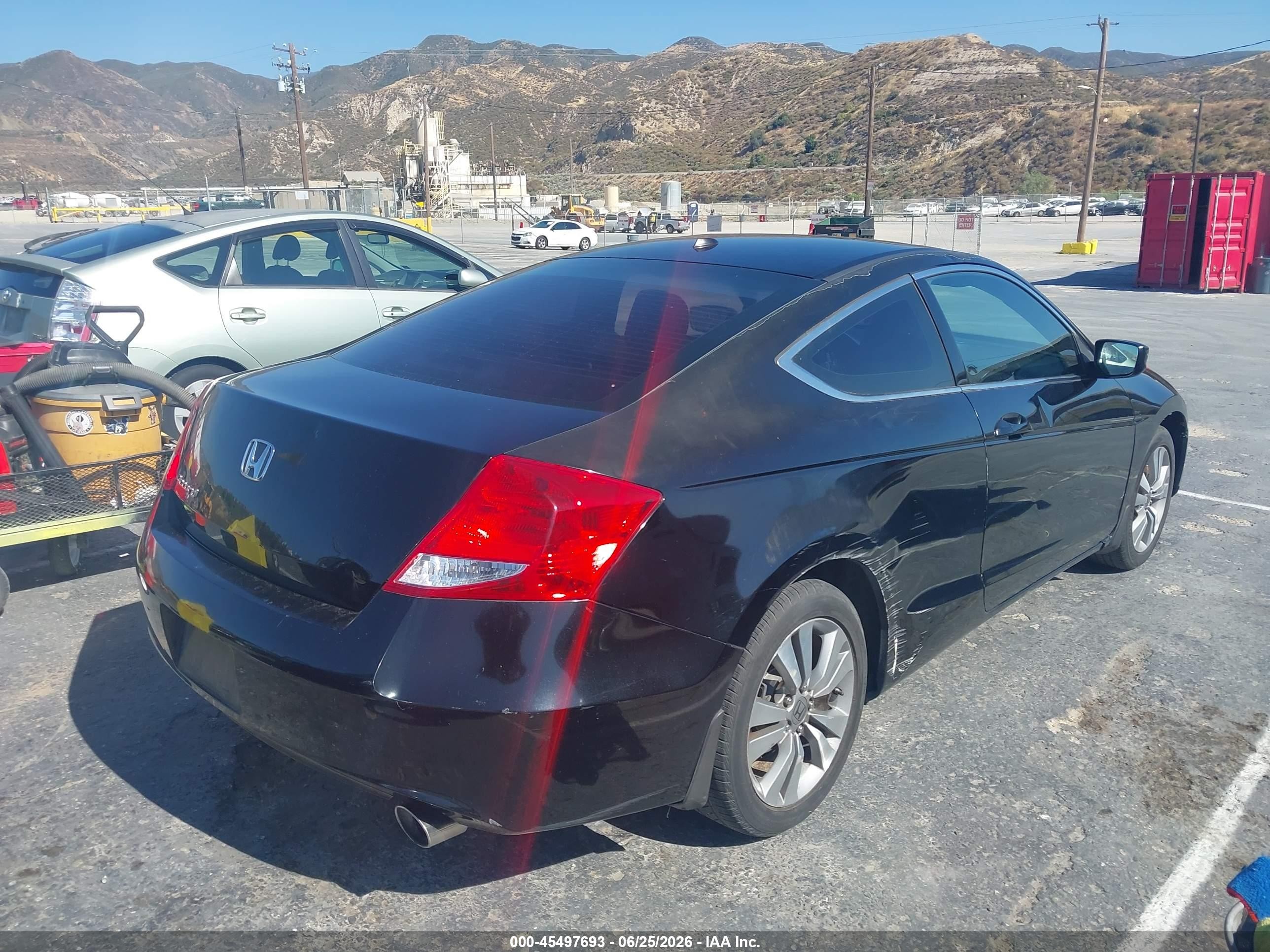 2011 Honda Accord 2.4 Ex-l Черный vin: 1HGCS1B80BA002684