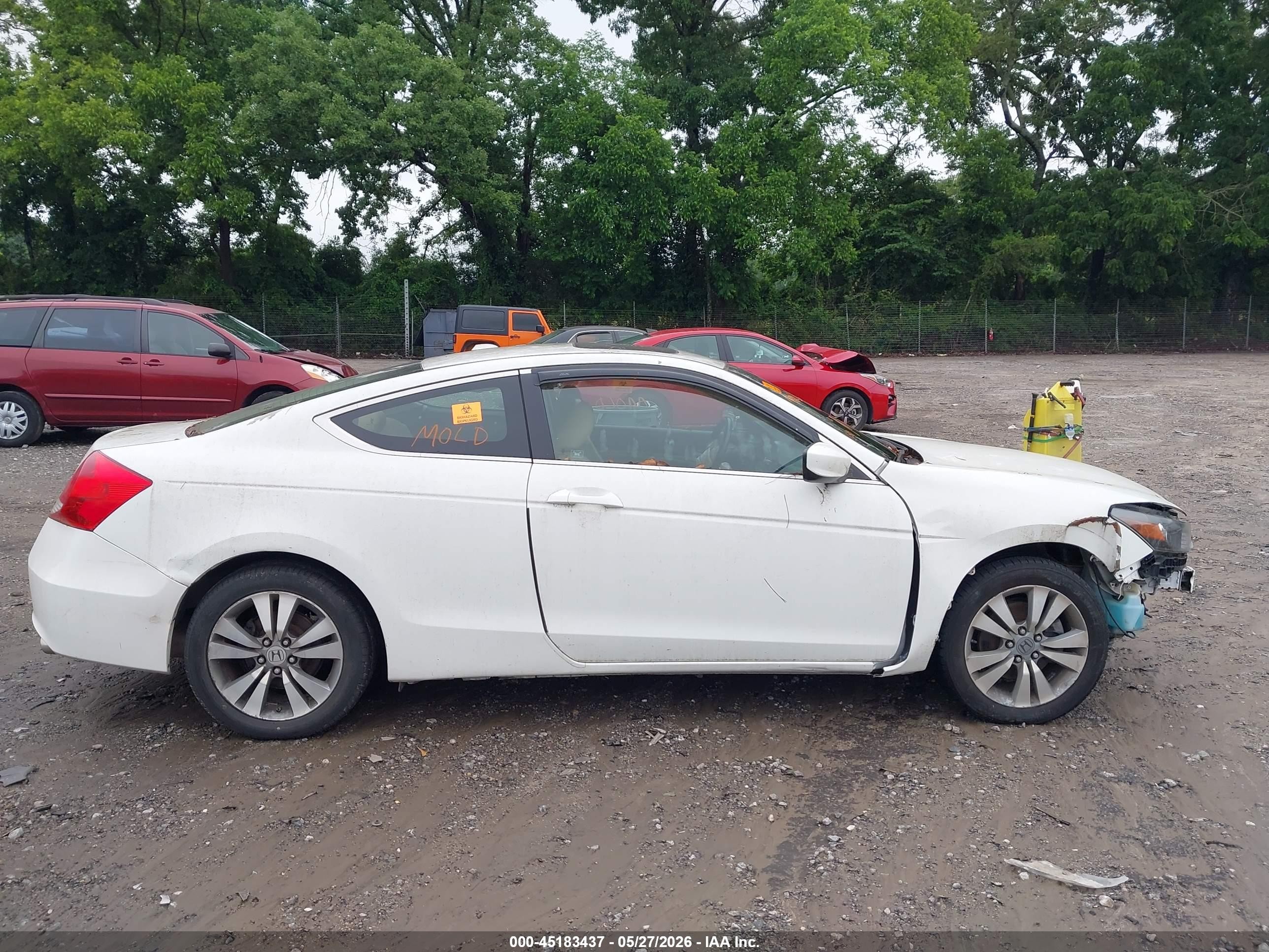 2011 Honda Accord 2.4 Ex-l Белый vin: 1HGCS1B80BA004760