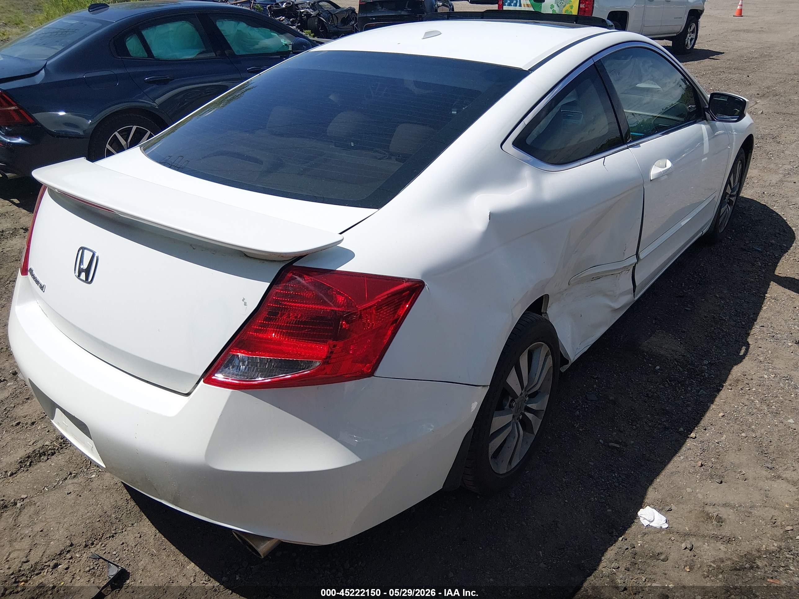 2011 Honda Accord 2.4 Ex-l White vin: 1HGCS1B82BA001522