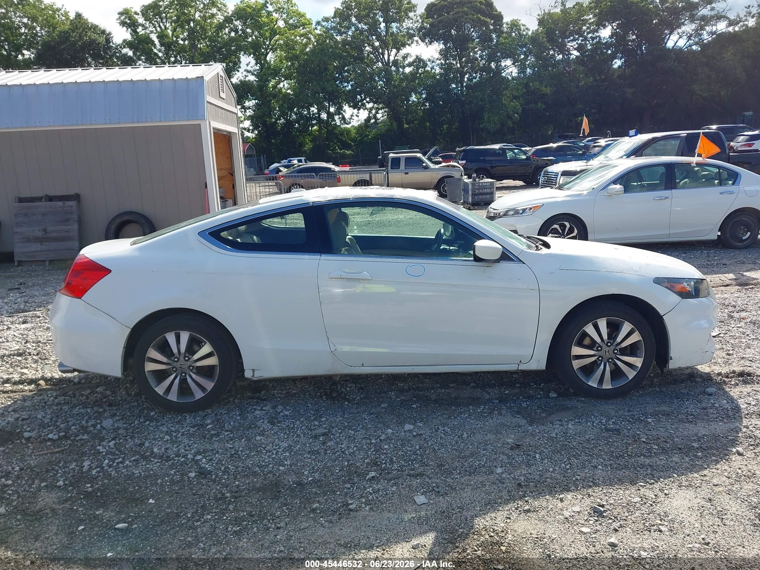 2012 Honda Accord 2.4 Ex-l Белый vin: 1HGCS1B82CA023795