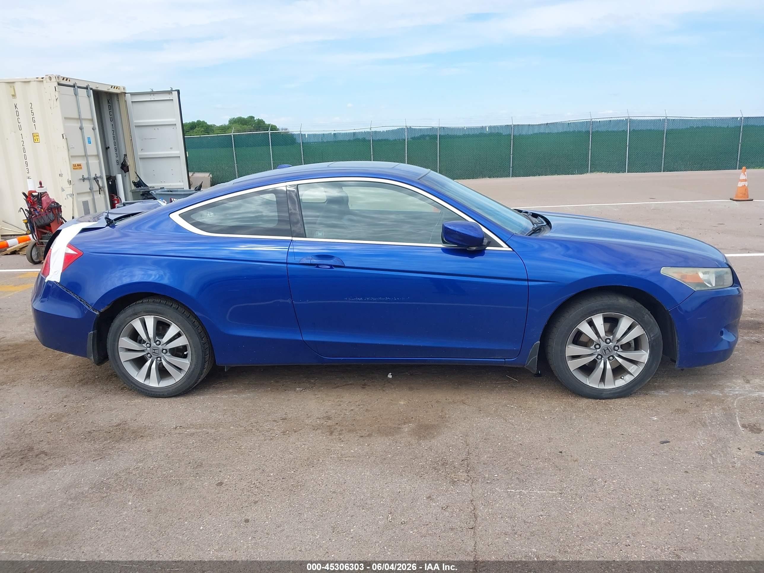 2010 Honda Accord 2.4 Ex-l Синий vin: 1HGCS1B83AA002077