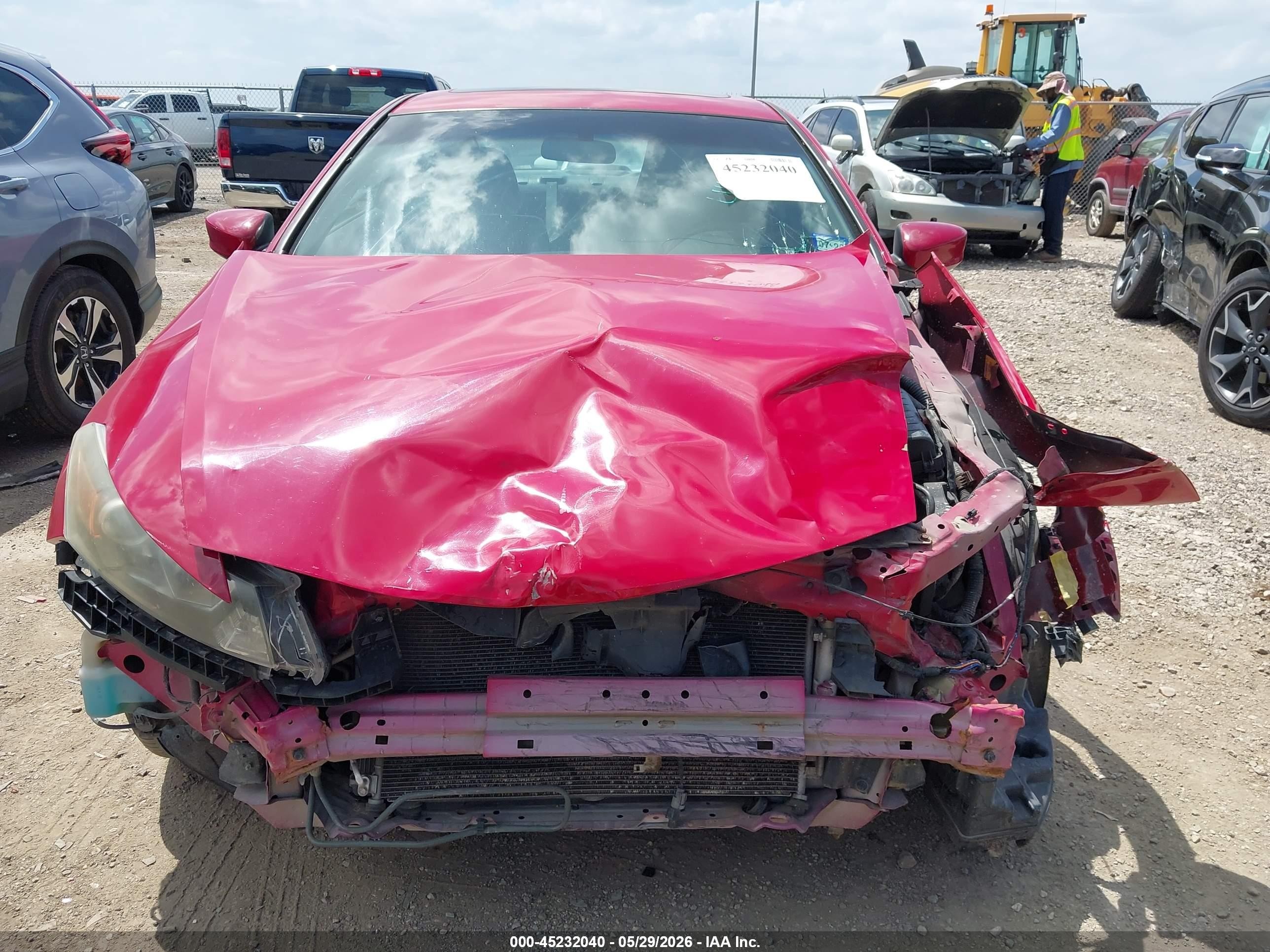 2011 Honda Accord 2.4 Ex-l Red vin: 1HGCS1B83BA004428