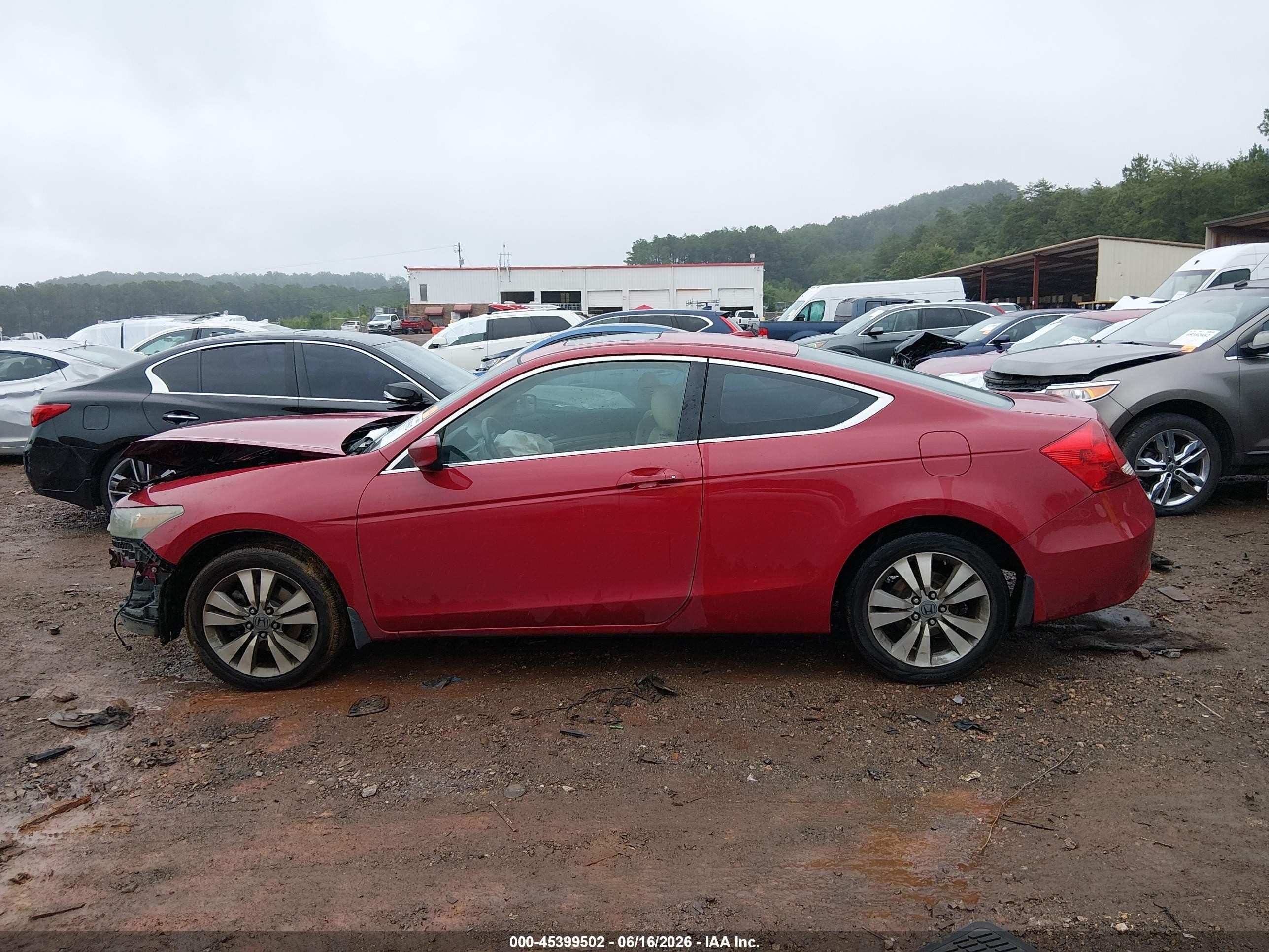 2011 Honda Accord 2.4 Ex-l Red vin: 1HGCS1B85BA003345