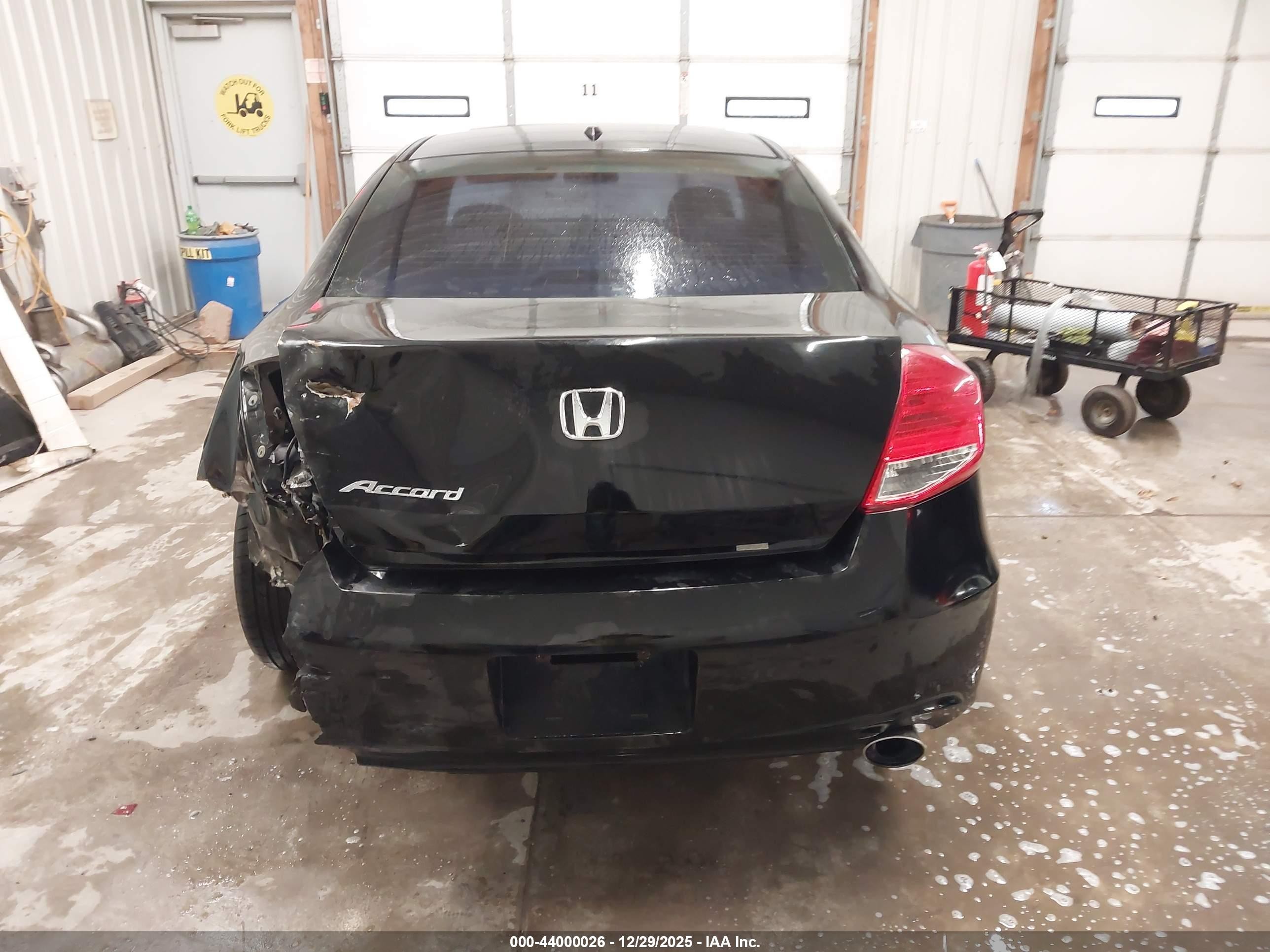 2011 Honda Accord 2.4 Ex-l Black vin: 1HGCS1B85BA003667