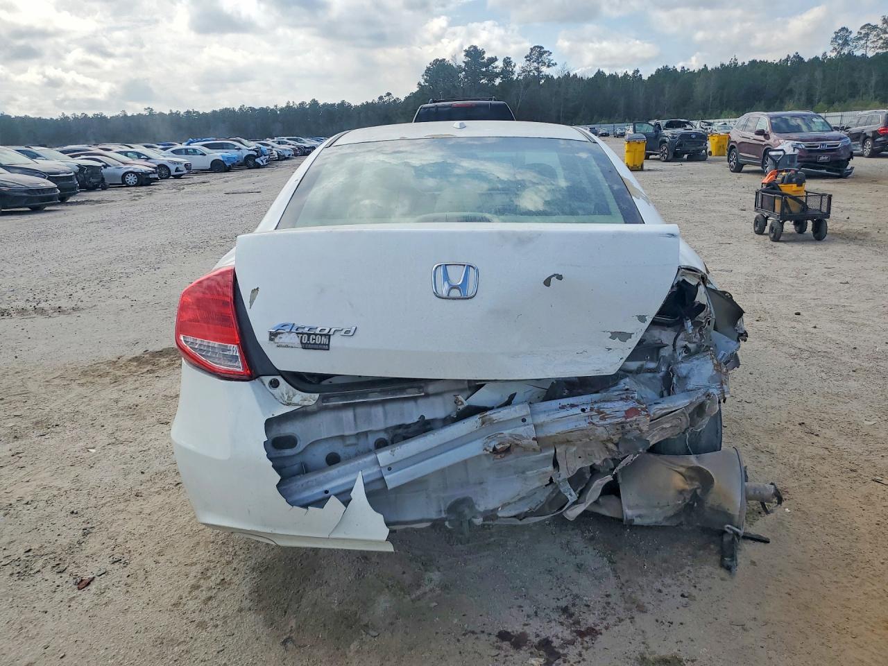 2011 Honda Accord Exl White vin: 1HGCS1B85BA011817