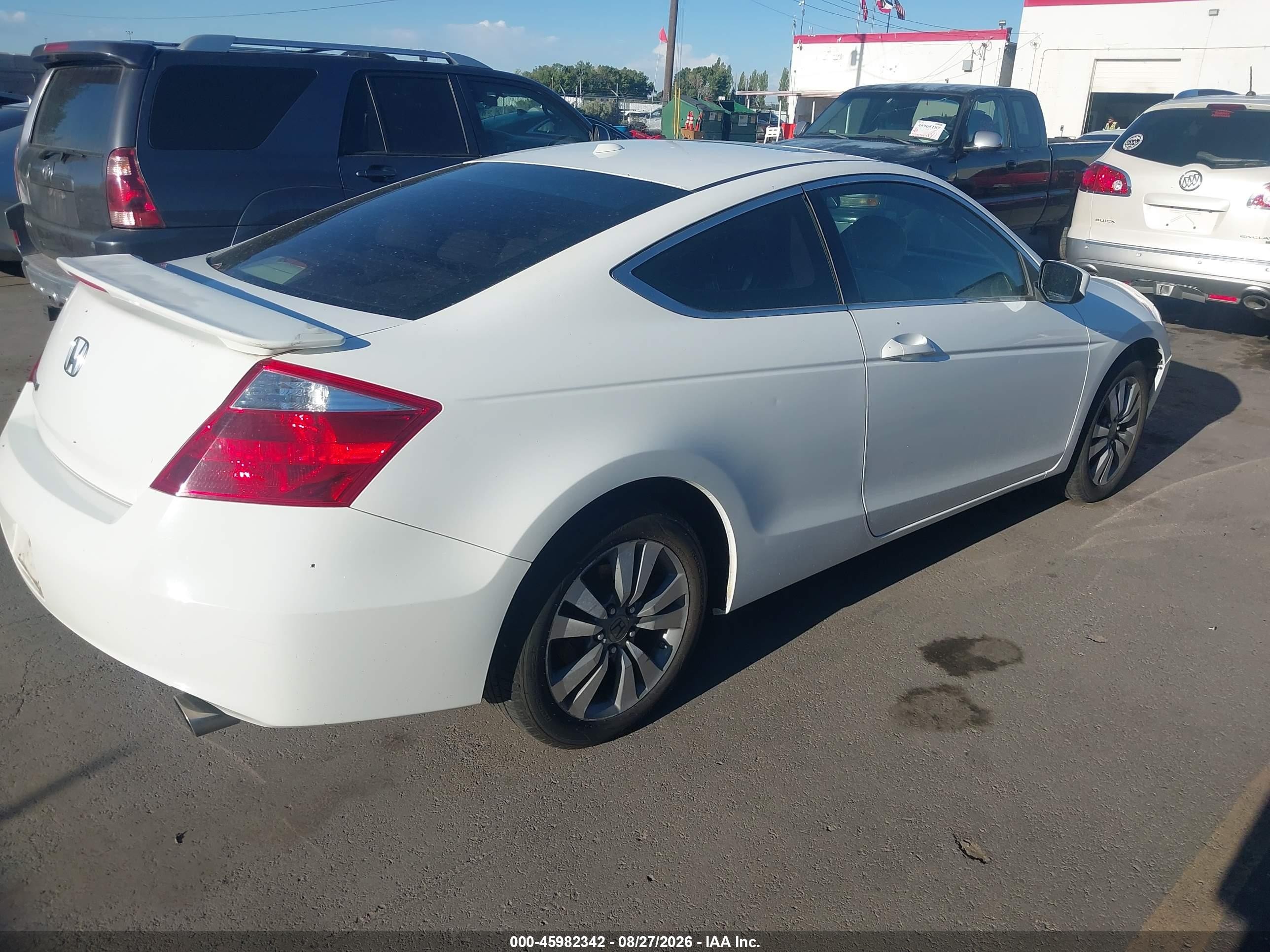 2010 Honda Accord Cpe 2.4 Ex-l/ex-l White vin: 1HGCS1B88AA009039
