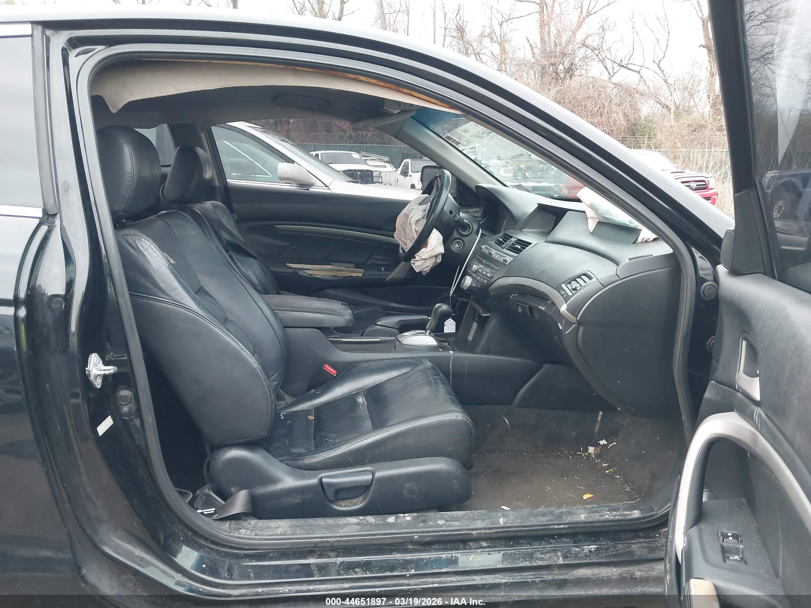 2011 Honda Accord 2.4 Ex-l Black vin: 1HGCS1B88BA007048