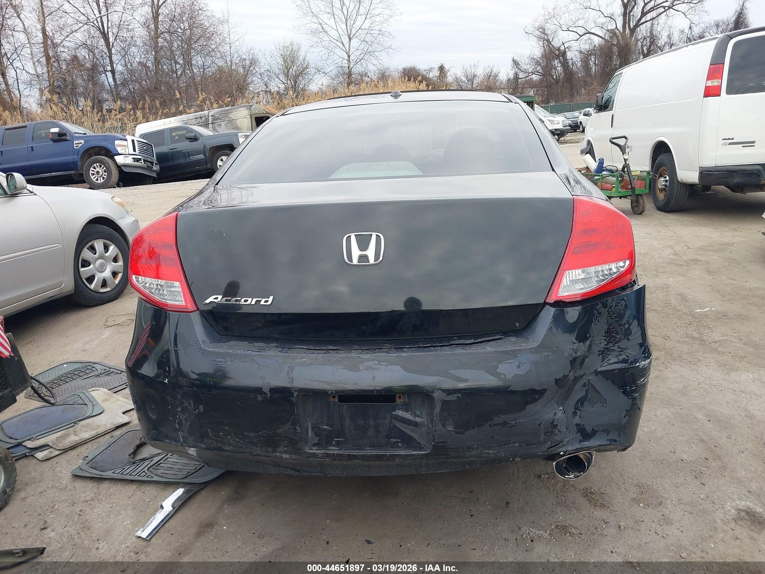 2011 Honda Accord 2.4 Ex-l Black vin: 1HGCS1B88BA007048