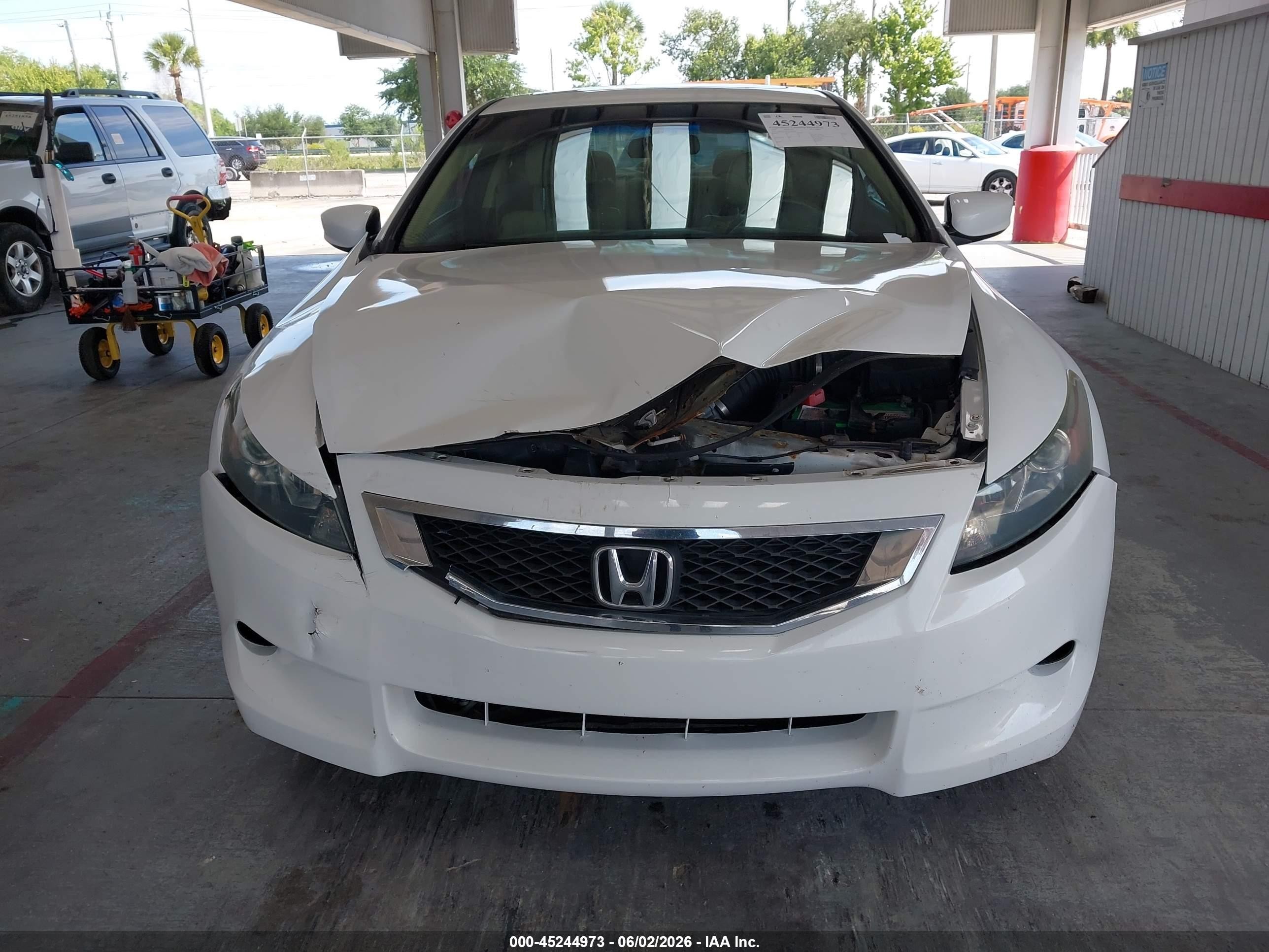 2010 Honda Accord 2.4 Ex-l White vin: 1HGCS1B8XAA006241