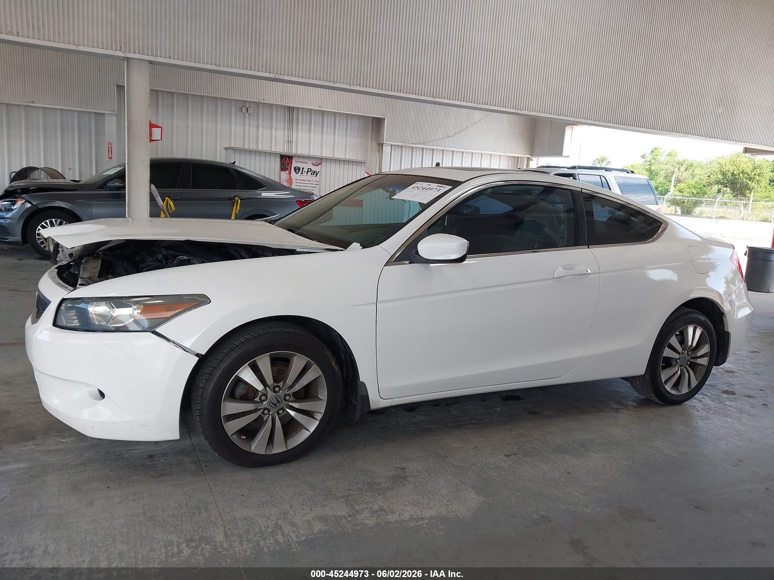 2010 Honda Accord 2.4 Ex-l White vin: 1HGCS1B8XAA006241