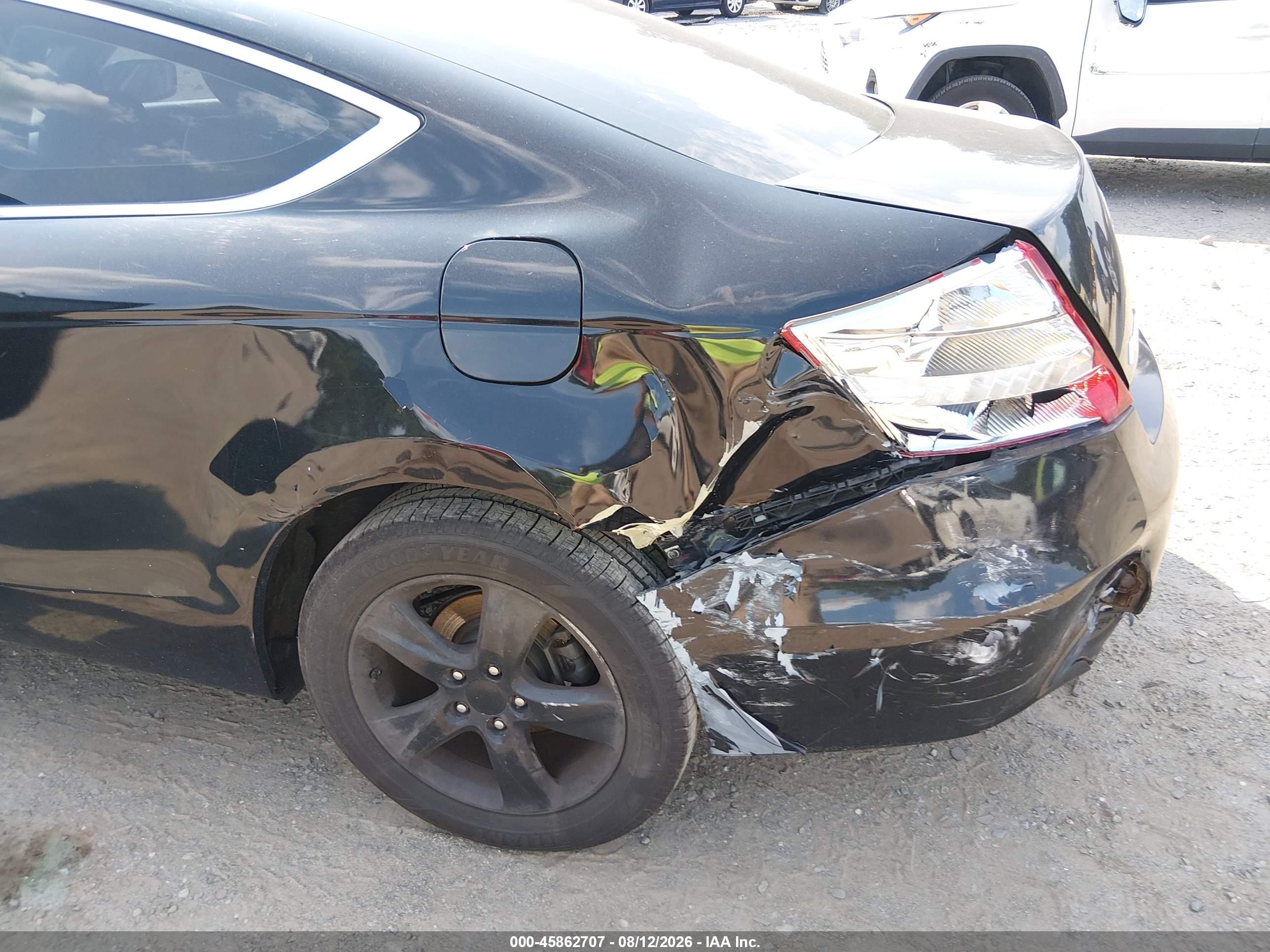 2010 Honda Accord 2.4 Ex-l Черный vin: 1HGCS1B8XAA008667