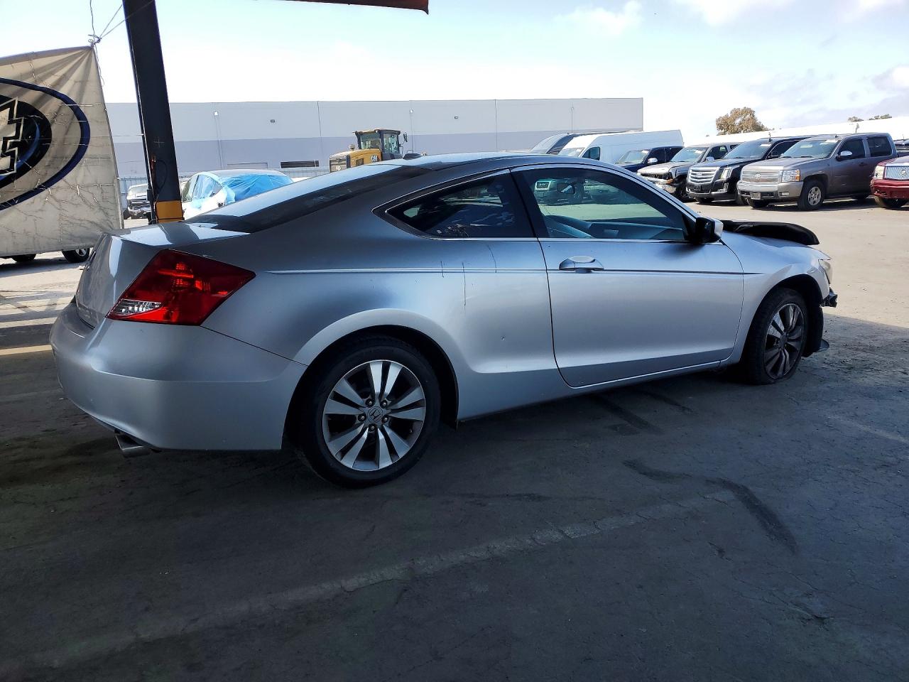 2011 Honda Accord Exl Silver vin: 1HGCS1B8XBA001350