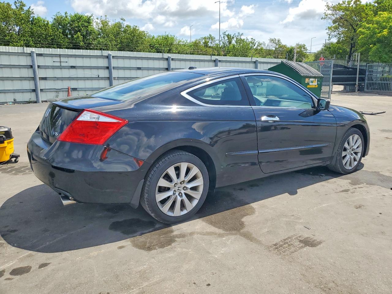 2009 Honda Accord Exl Black vin: 1HGCS22899A008726