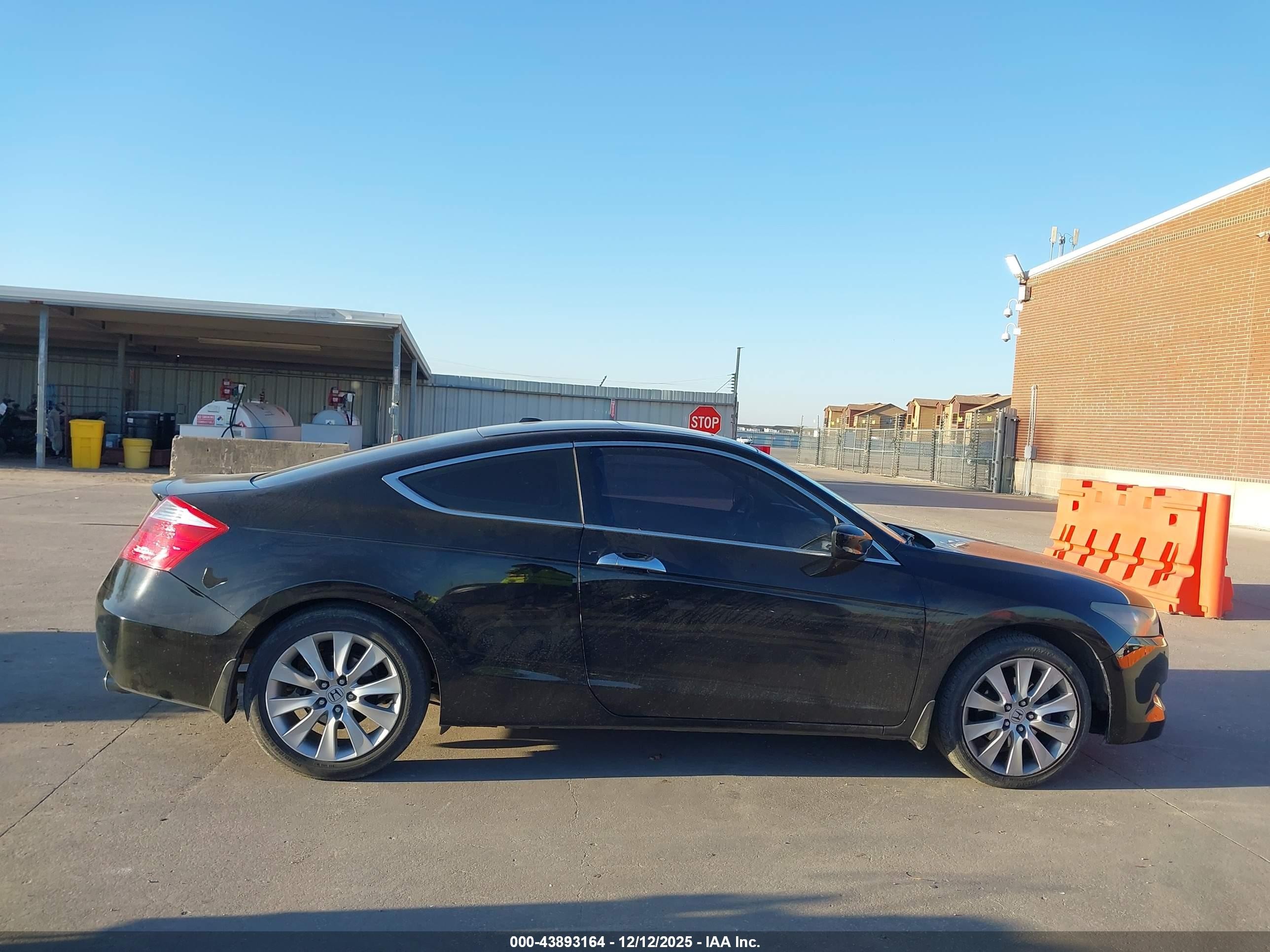 2010 Honda Accord 3.5 Ex-l Black vin: 1HGCS2B80AA008702