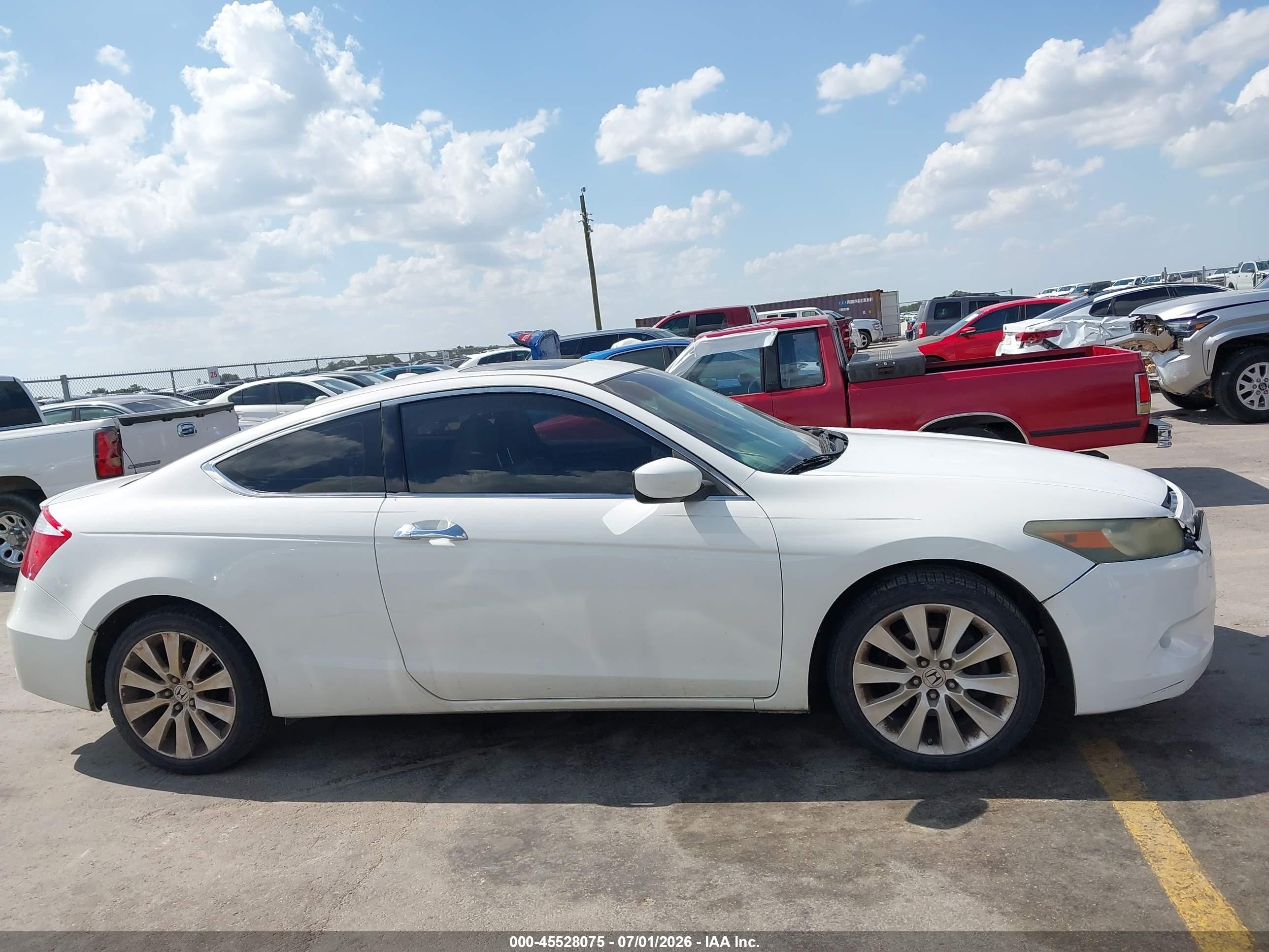 2010 Honda Accord 3.5 Ex-l White vin: 1HGCS2B82AA008362