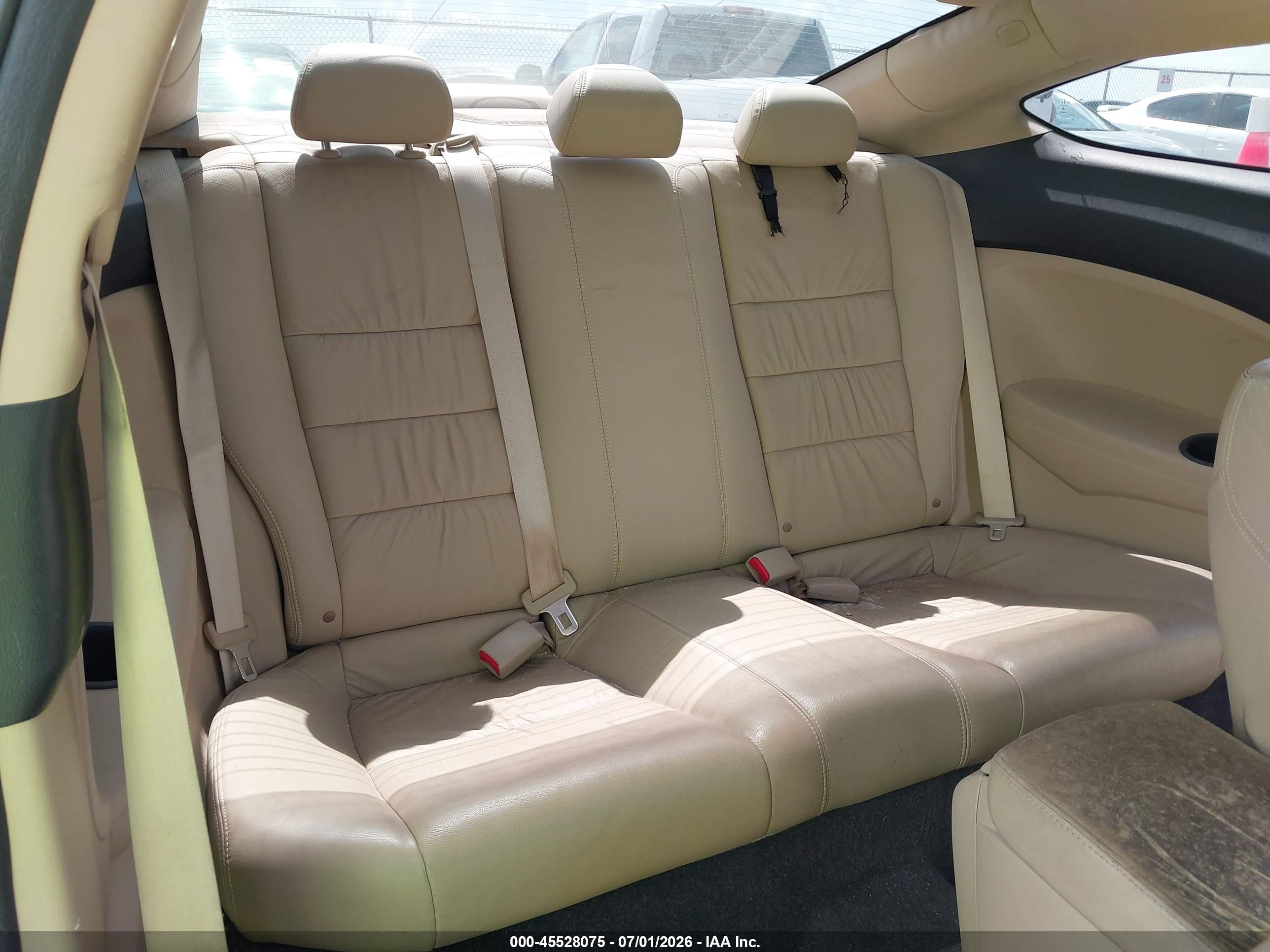 2010 Honda Accord 3.5 Ex-l White vin: 1HGCS2B82AA008362