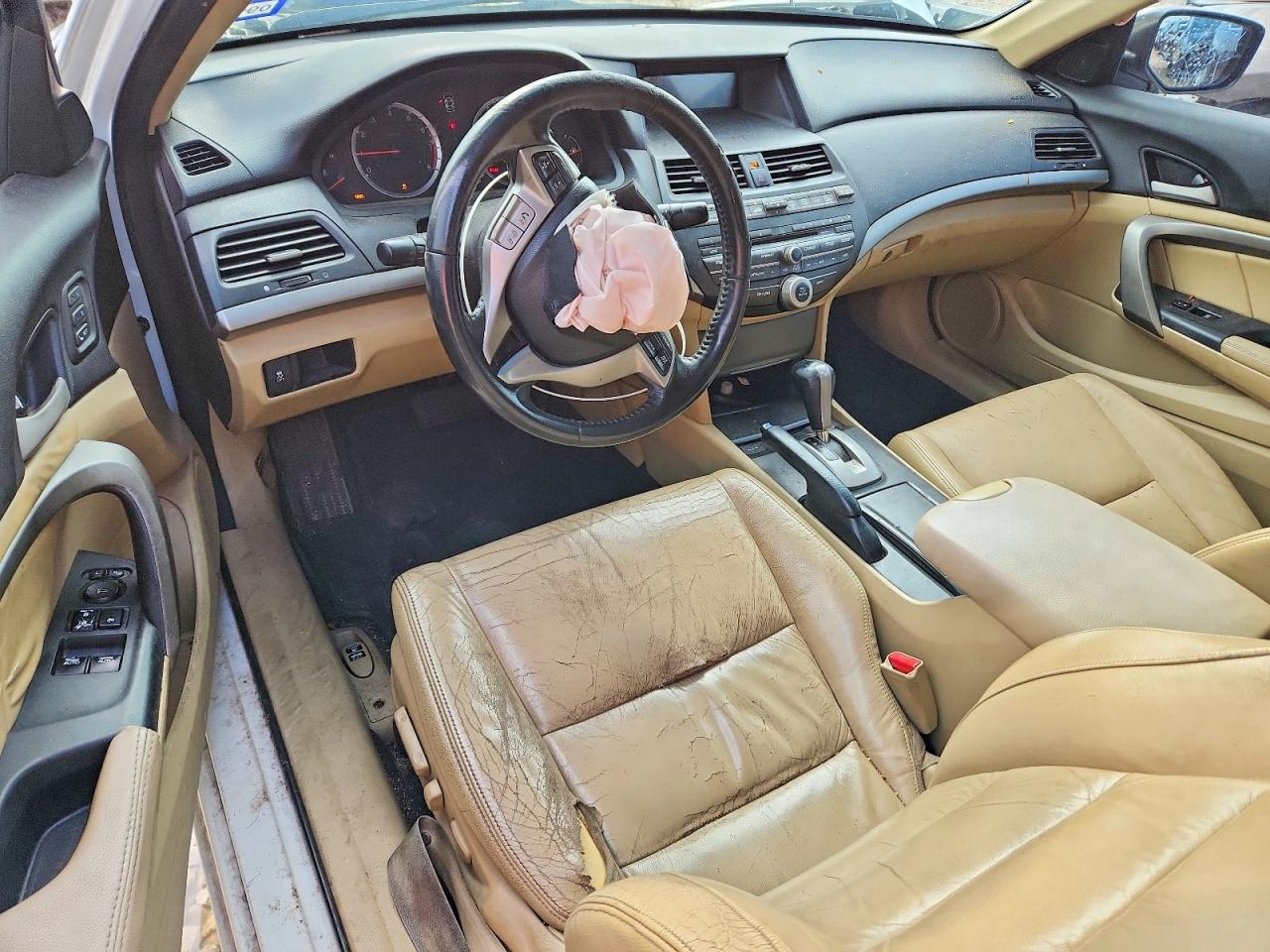 2012 Honda Accord Exl White vin: 1HGCS2B82CA011412