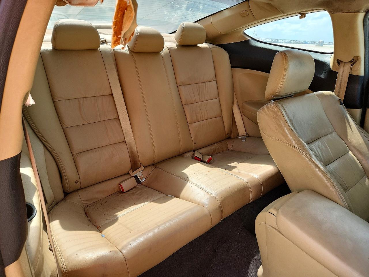 2012 Honda Accord Exl White vin: 1HGCS2B82CA011412