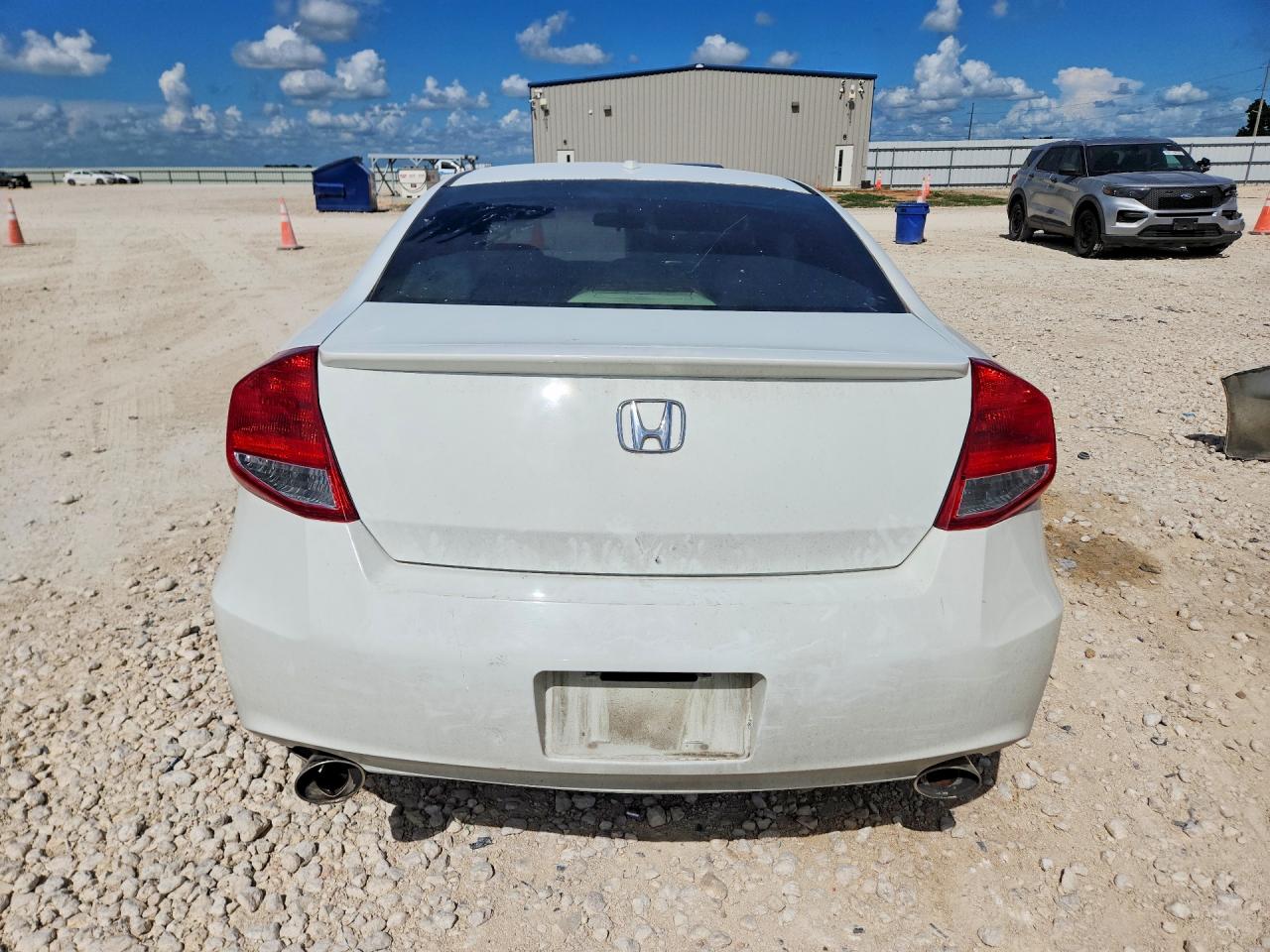 2012 Honda Accord Exl White vin: 1HGCS2B82CA011412