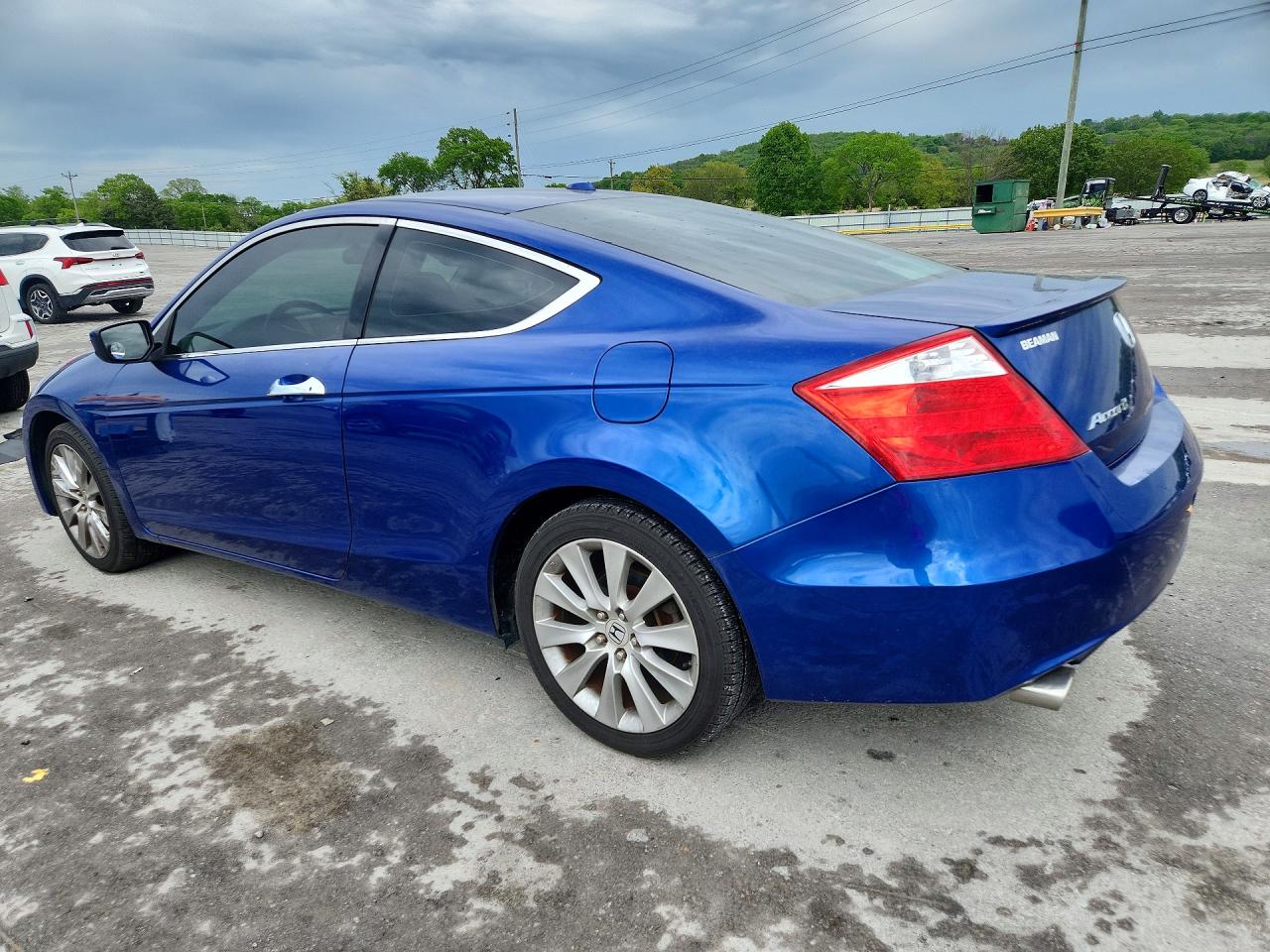 2010 Honda Accord Blue vin: 1HGCS2B84AA005480