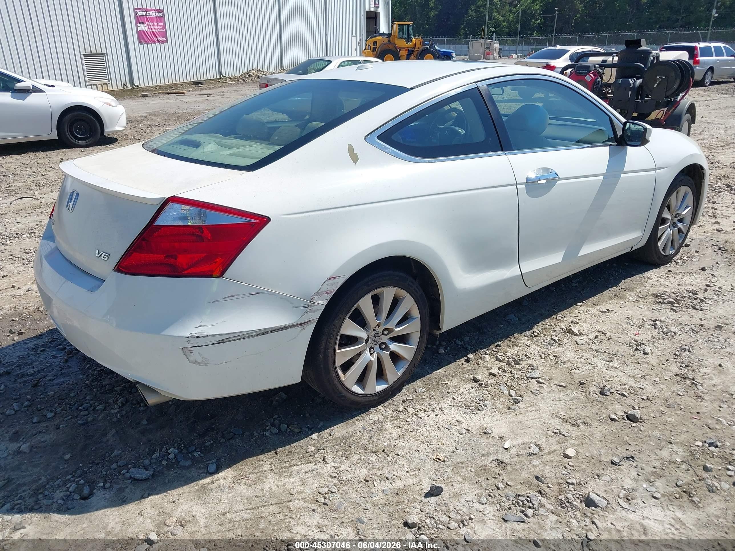 2010 Honda Accord 3.5 Ex-l White vin: 1HGCS2B84AA007617