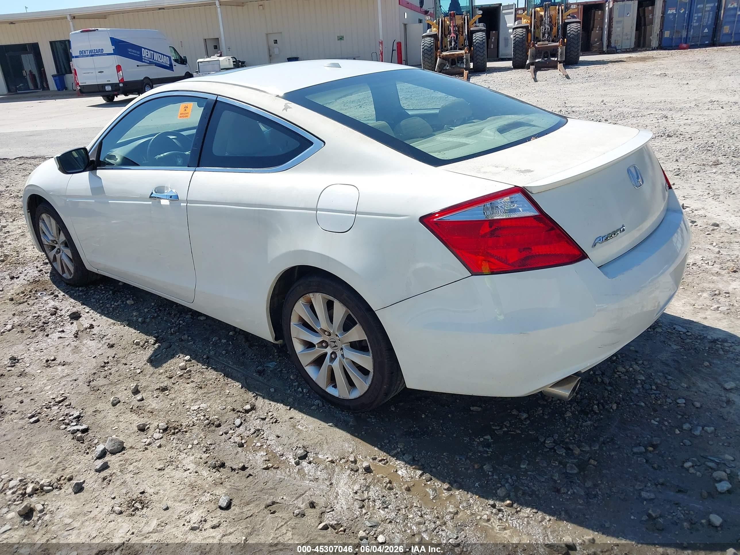 2010 Honda Accord 3.5 Ex-l White vin: 1HGCS2B84AA007617