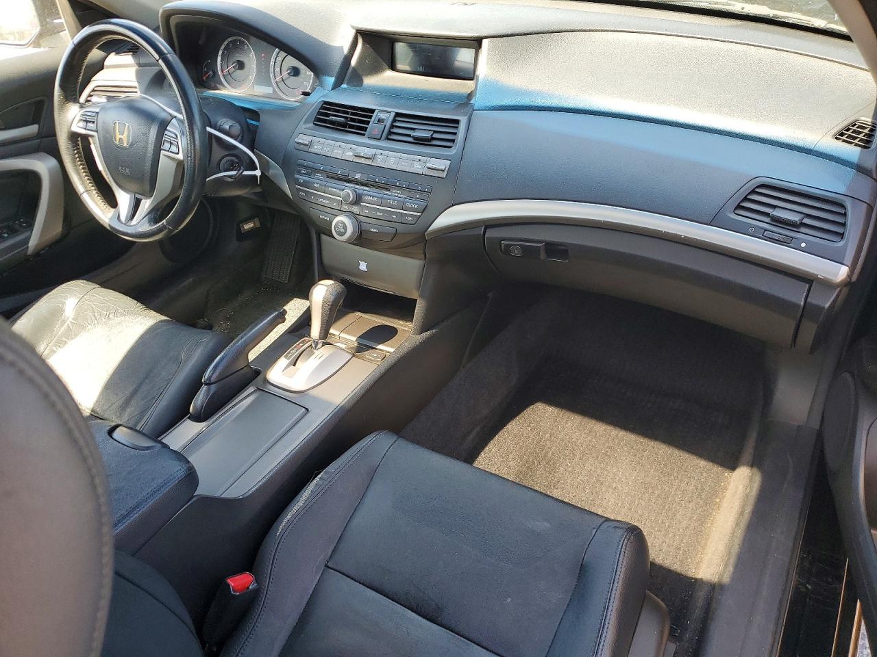 2010 Honda Accord Black vin: 1HGCS2B85AA000062