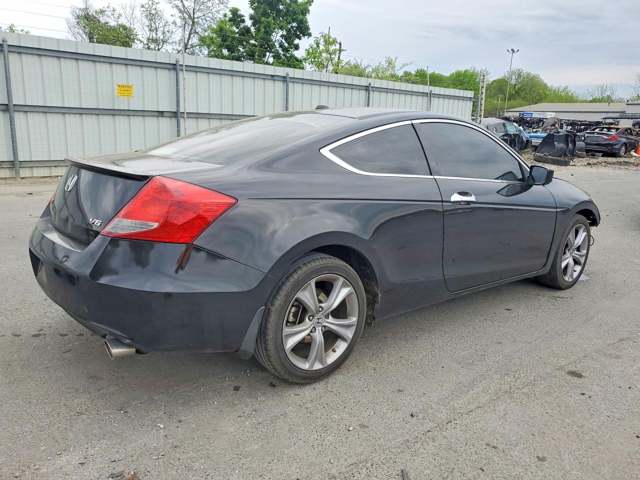 2012 Honda Accord Coupe Ex Auto Черный vin: 1HGCS2B85CA006401