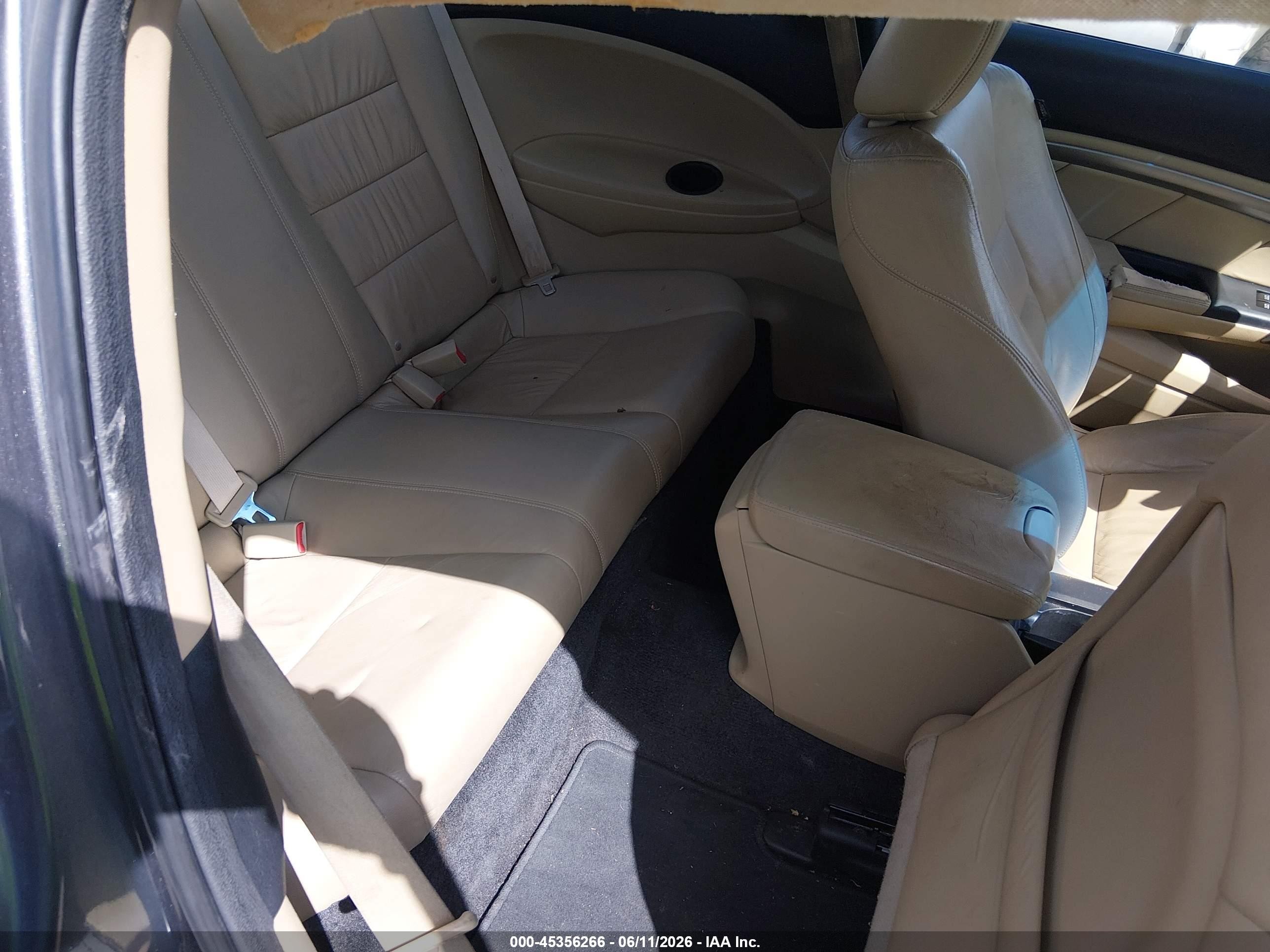 2010 Honda Accord 3.5 Ex-l Silver vin: 1HGCS2B89AA008049