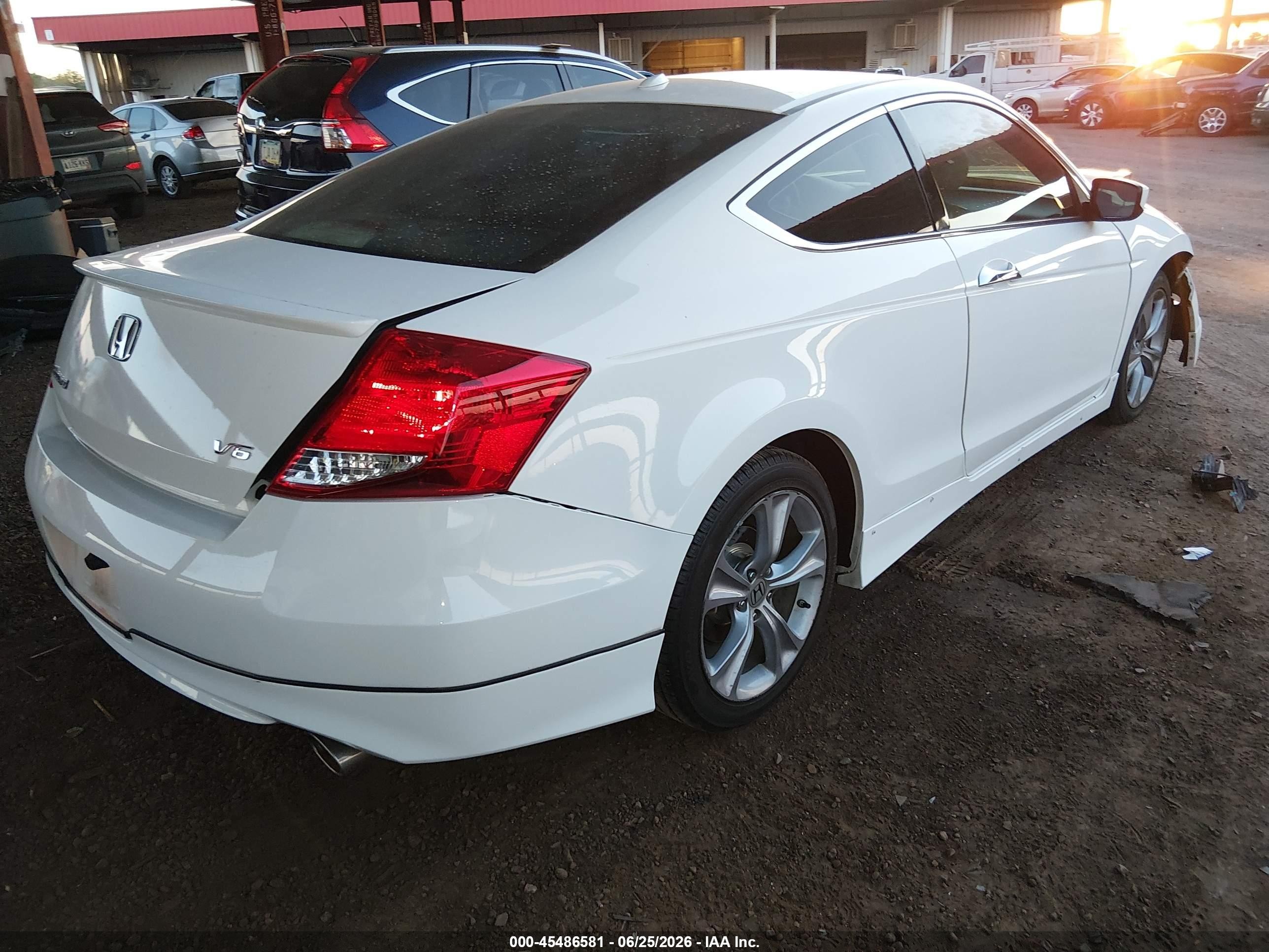 2012 Honda Accord 3.5 Ex-l White vin: 1HGCS2B89CA003680