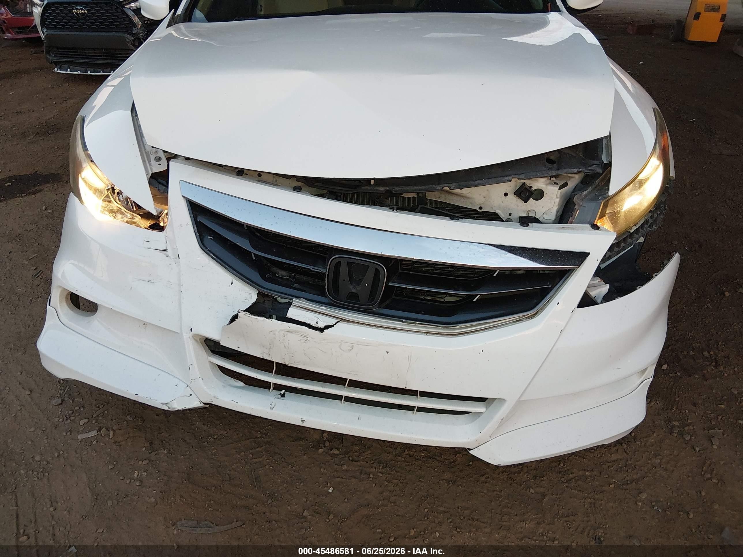 2012 Honda Accord 3.5 Ex-l White vin: 1HGCS2B89CA003680