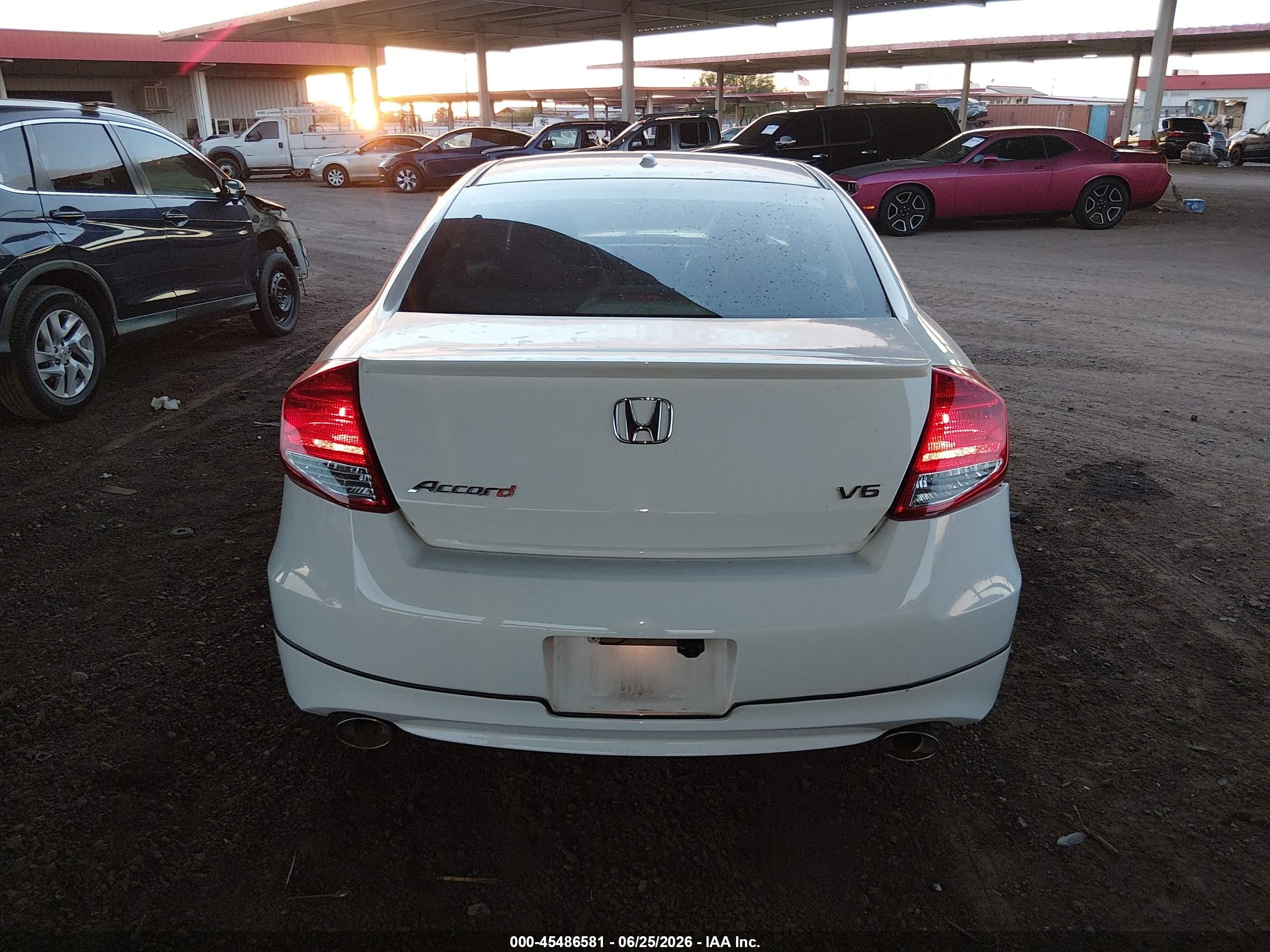 2012 Honda Accord 3.5 Ex-l White vin: 1HGCS2B89CA003680