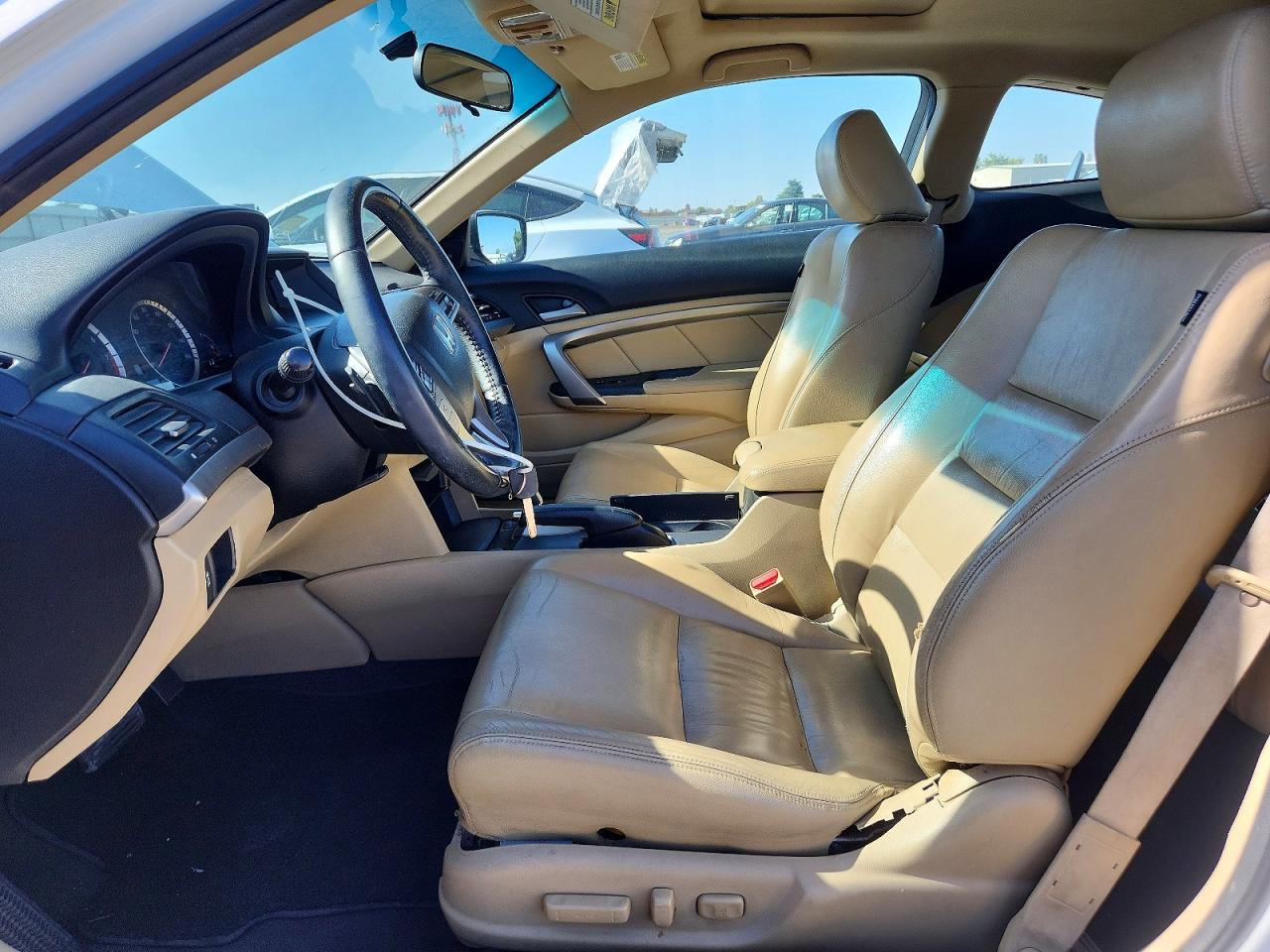 2012 Honda Accord Exl White vin: 1HGCS2B89CA009141