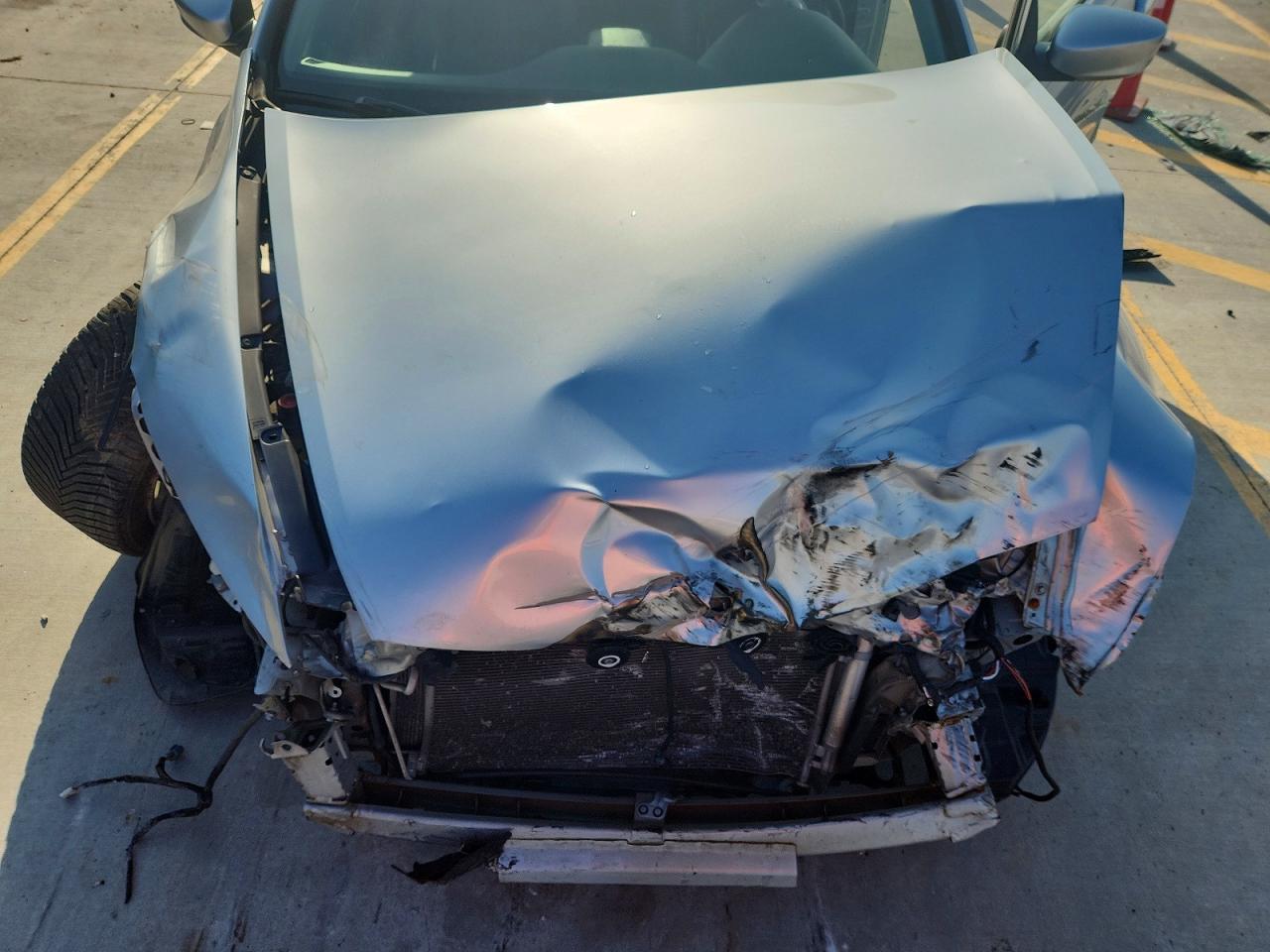 2010 Honda Accord Exl Silver vin: 1HGCS2B8XAA002437