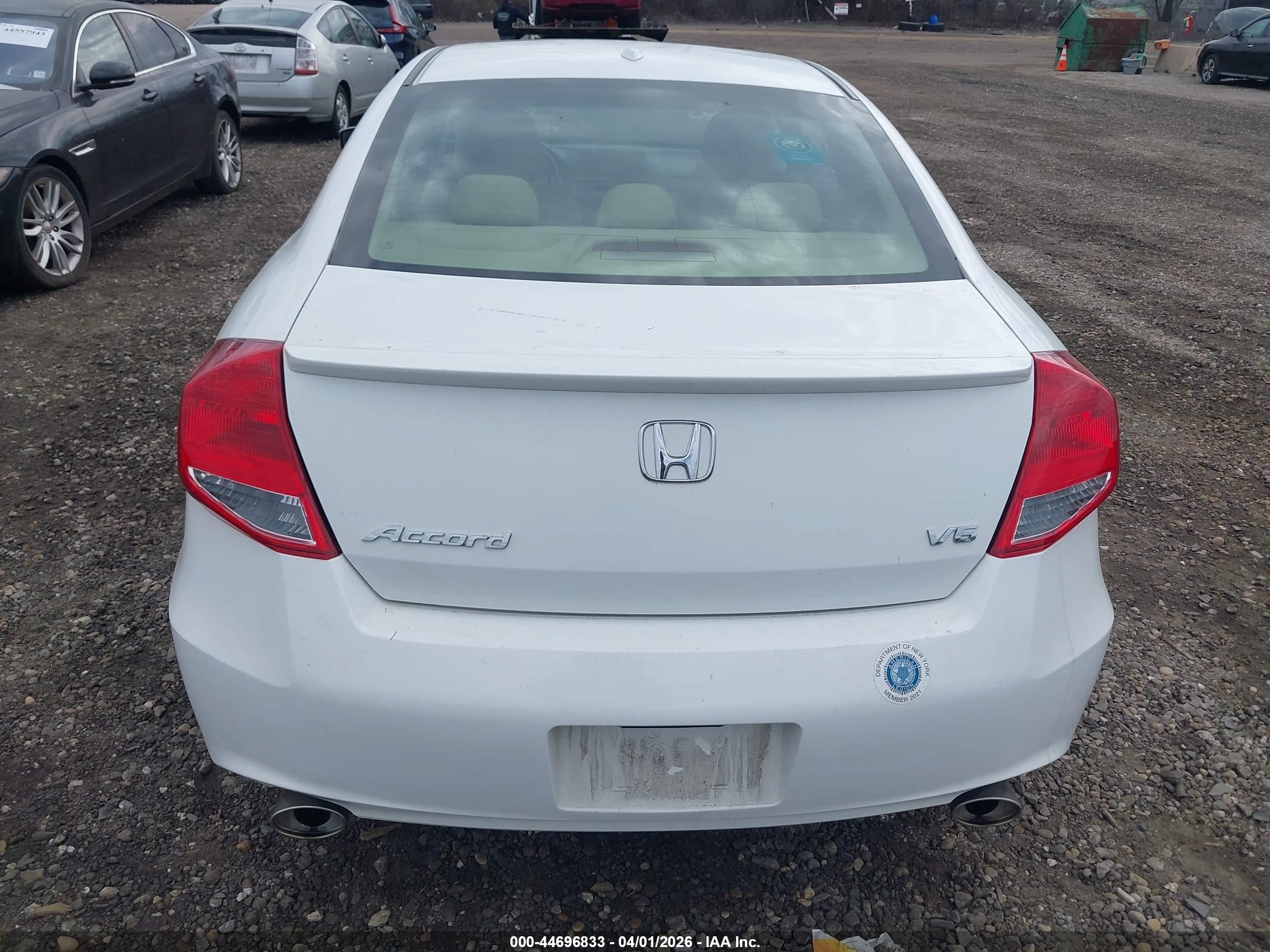 2012 Honda Accord 3.5 Ex-l White vin: 1HGCS2B8XCA007396