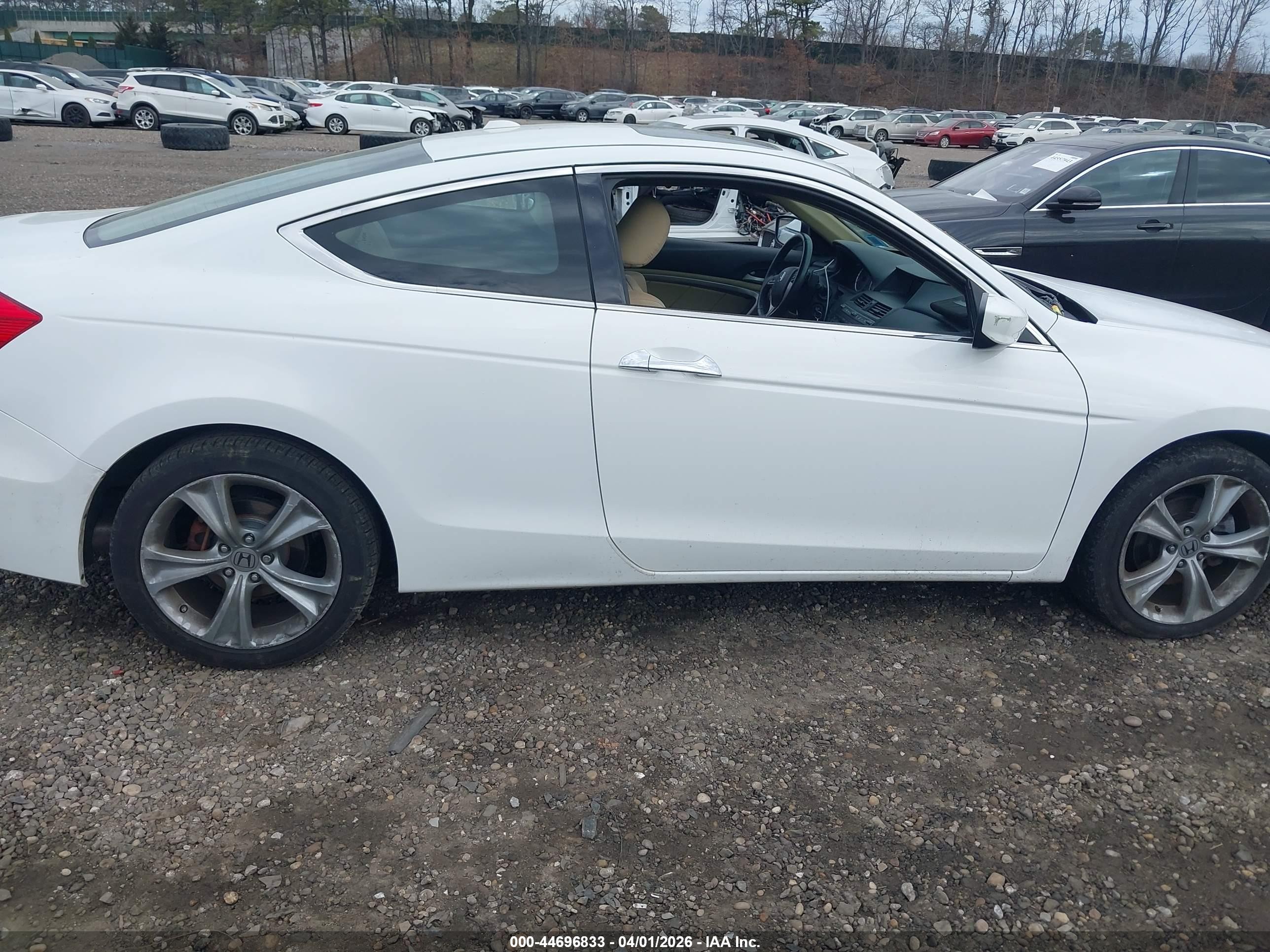 2012 Honda Accord 3.5 Ex-l White vin: 1HGCS2B8XCA007396