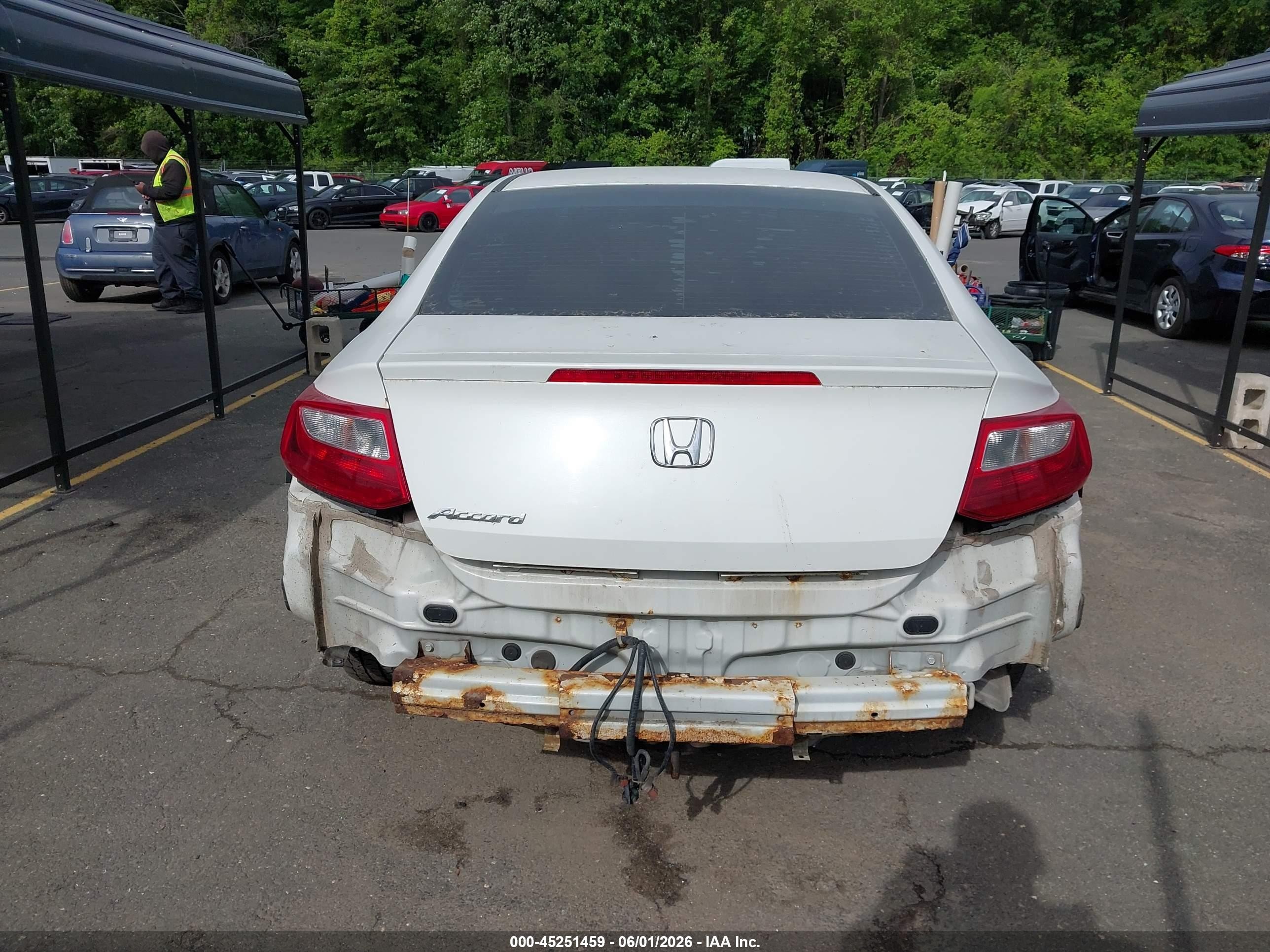 2013 Honda Accord Lx-s White vin: 1HGCT1B31DA025413