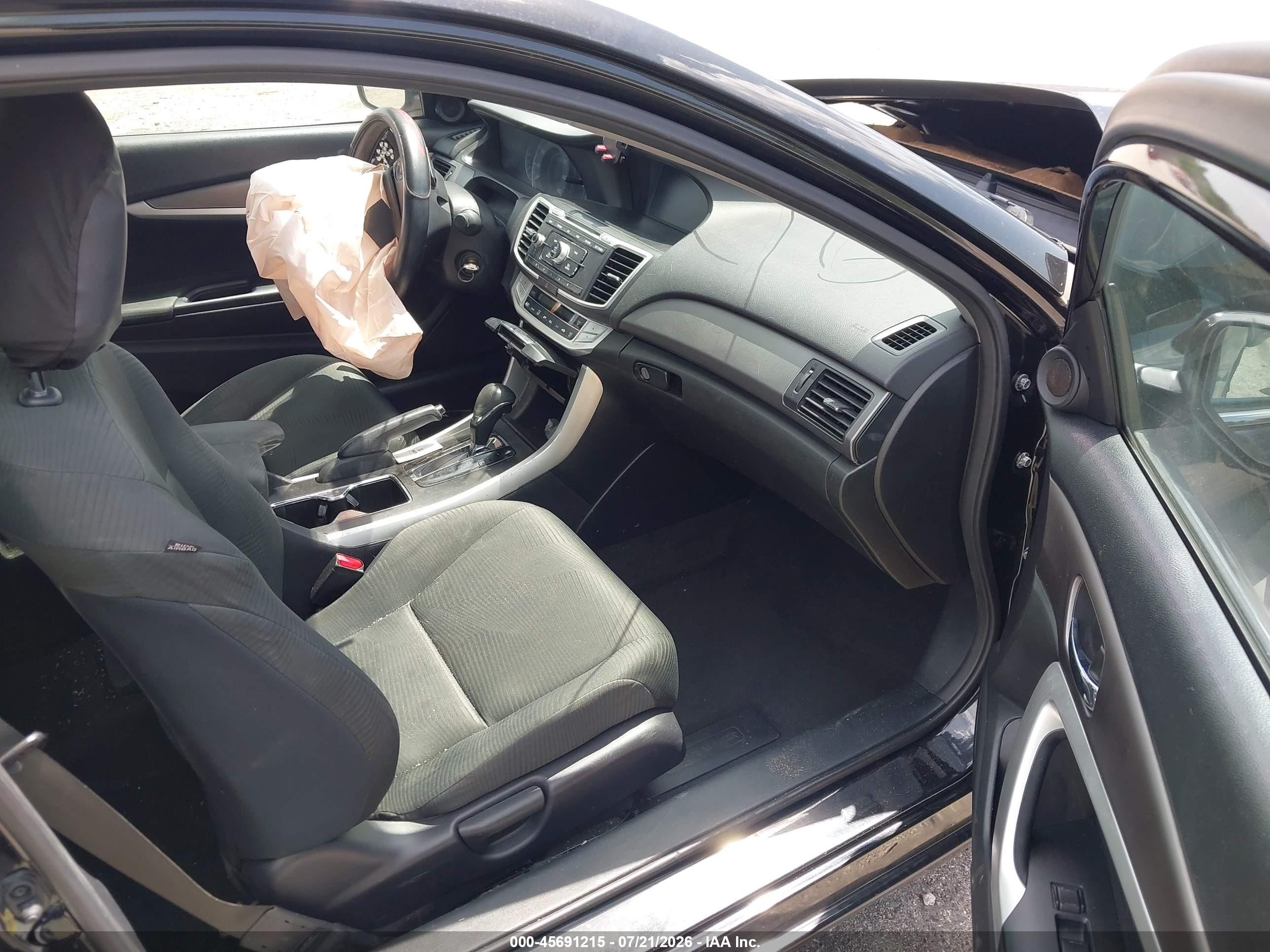 2015 Honda Accord Lx-s Черный vin: 1HGCT1B31FA013698