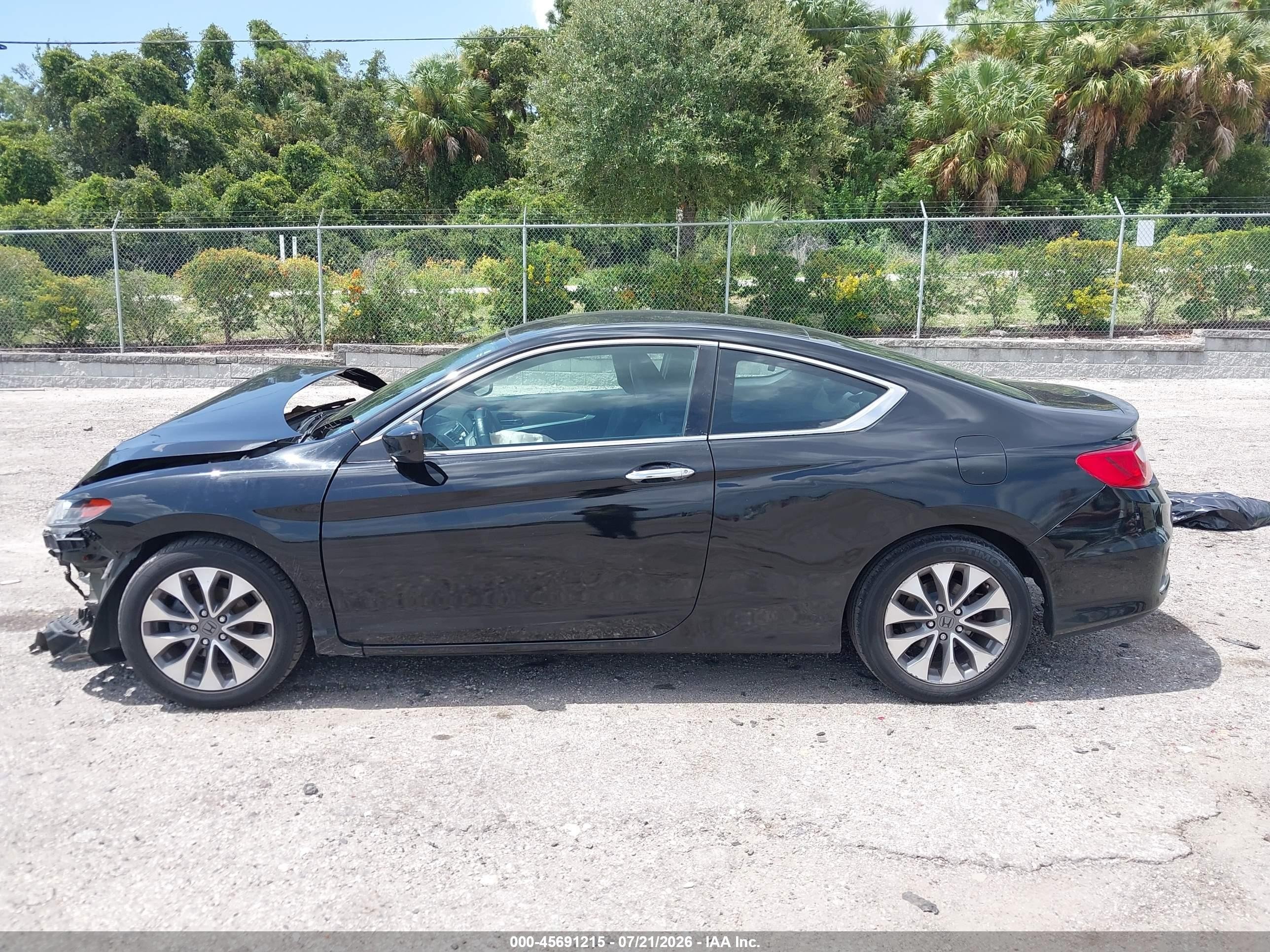 2015 Honda Accord Lx-s Черный vin: 1HGCT1B31FA013698