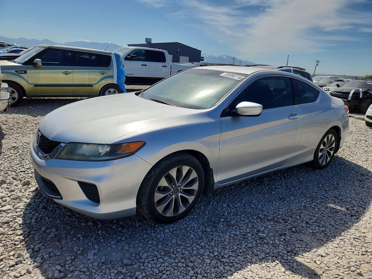 2013 Honda Accord Lx-s Silver vin: 1HGCT1B32DA002190