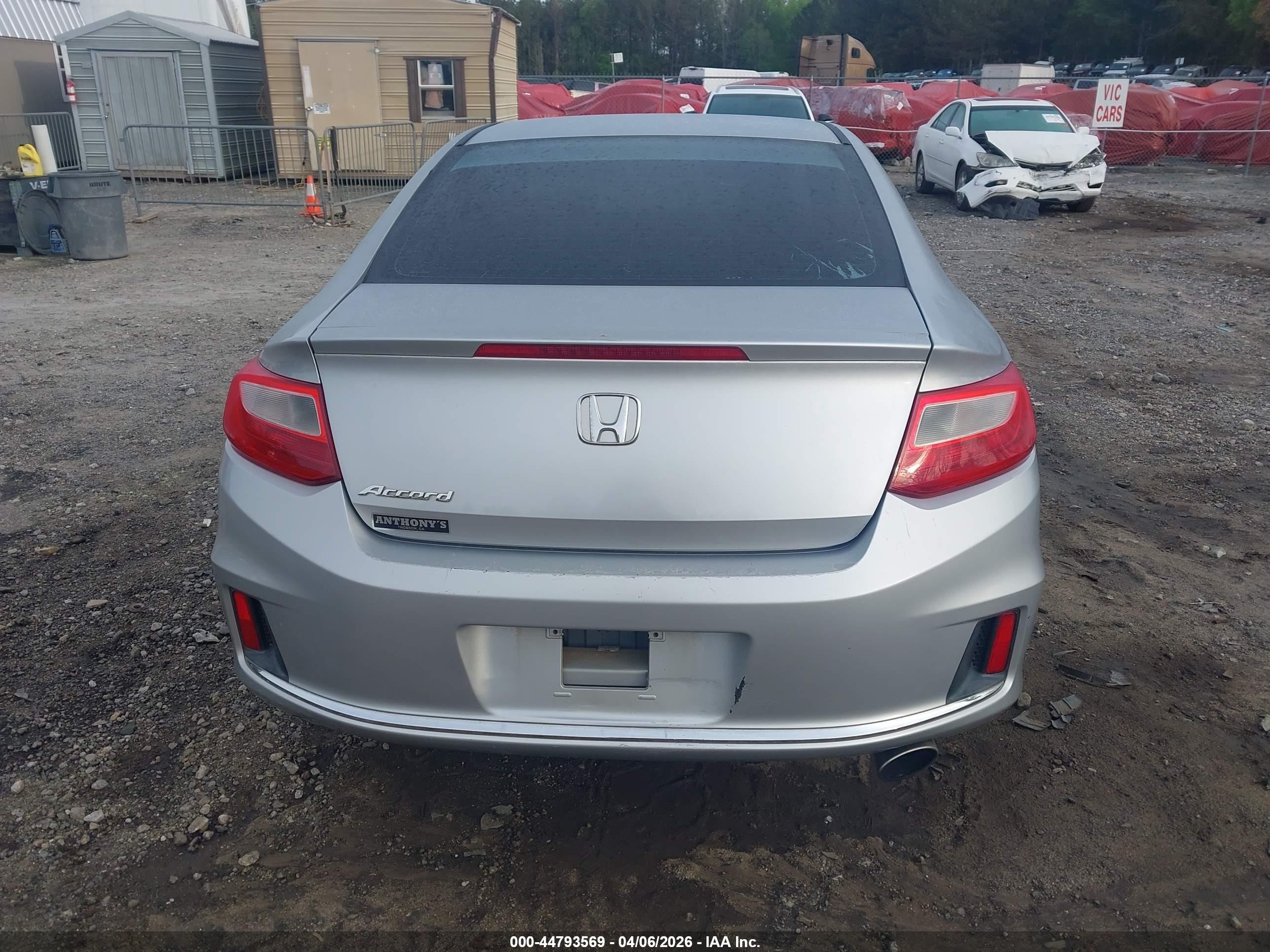 2013 Honda Accord Lx-s Серебряный vin: 1HGCT1B33DA018382