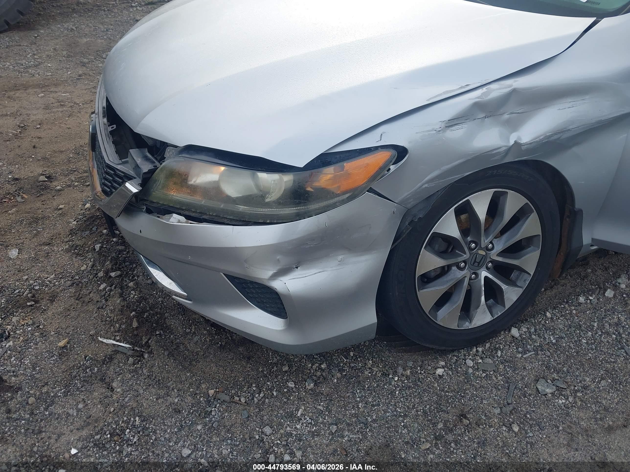 2013 Honda Accord Lx-s Серебряный vin: 1HGCT1B33DA018382