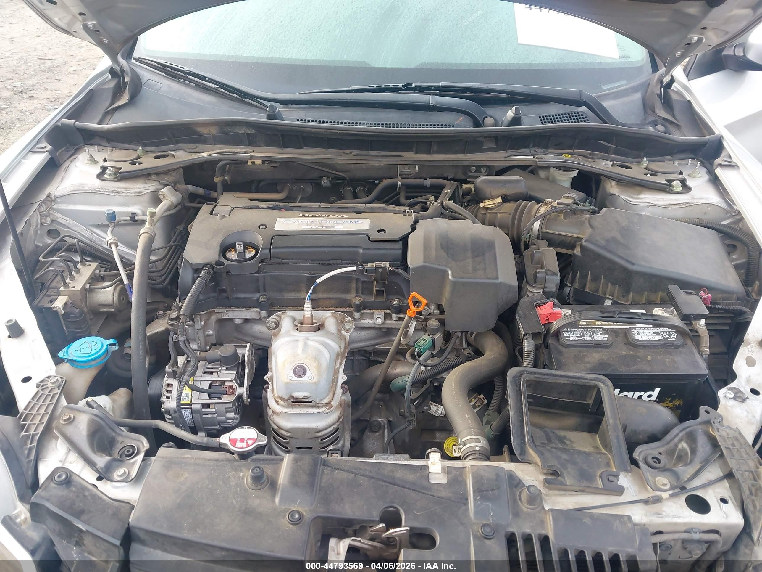 2013 Honda Accord Lx-s Серебряный vin: 1HGCT1B33DA018382