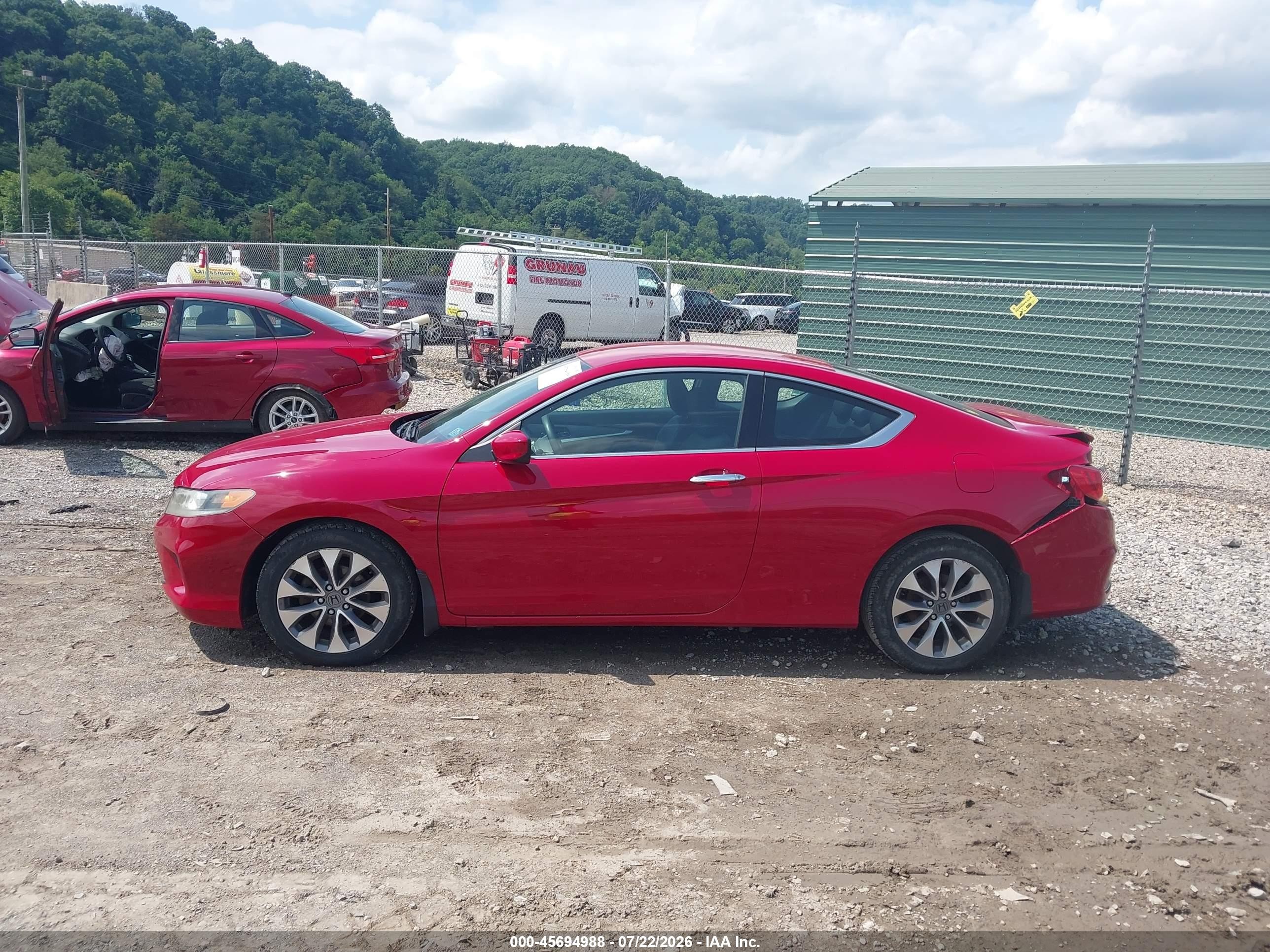 2015 Honda Accord Lx-s Red vin: 1HGCT1B34FA014005