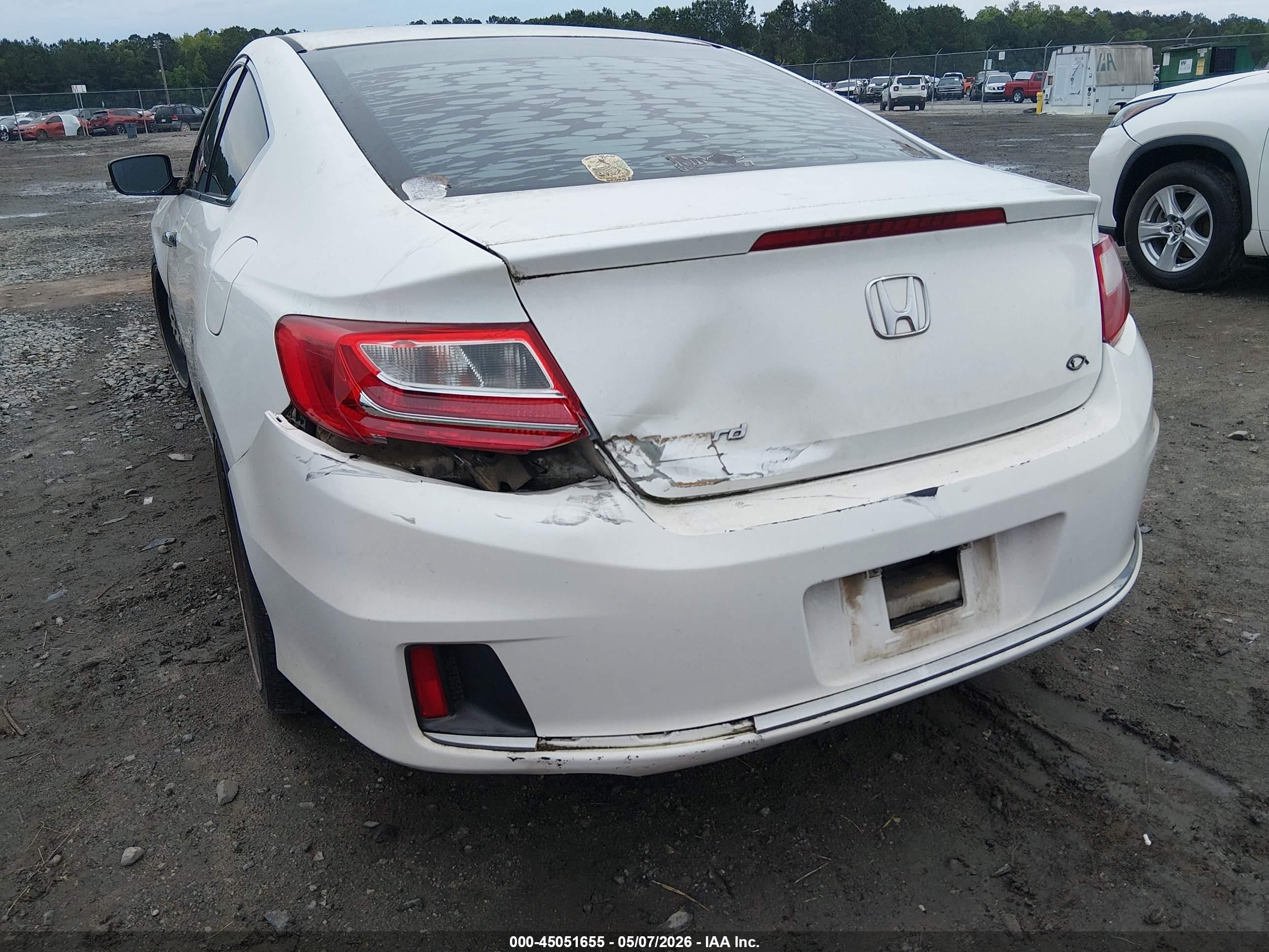 2013 Honda Accord Lx-s White vin: 1HGCT1B35DA007688